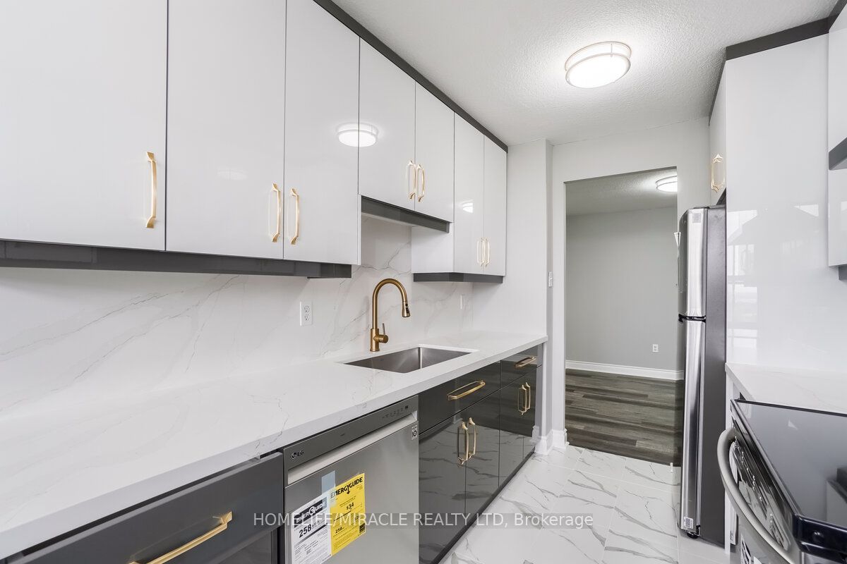 15 Kensington Road 1703 Property Photo 17