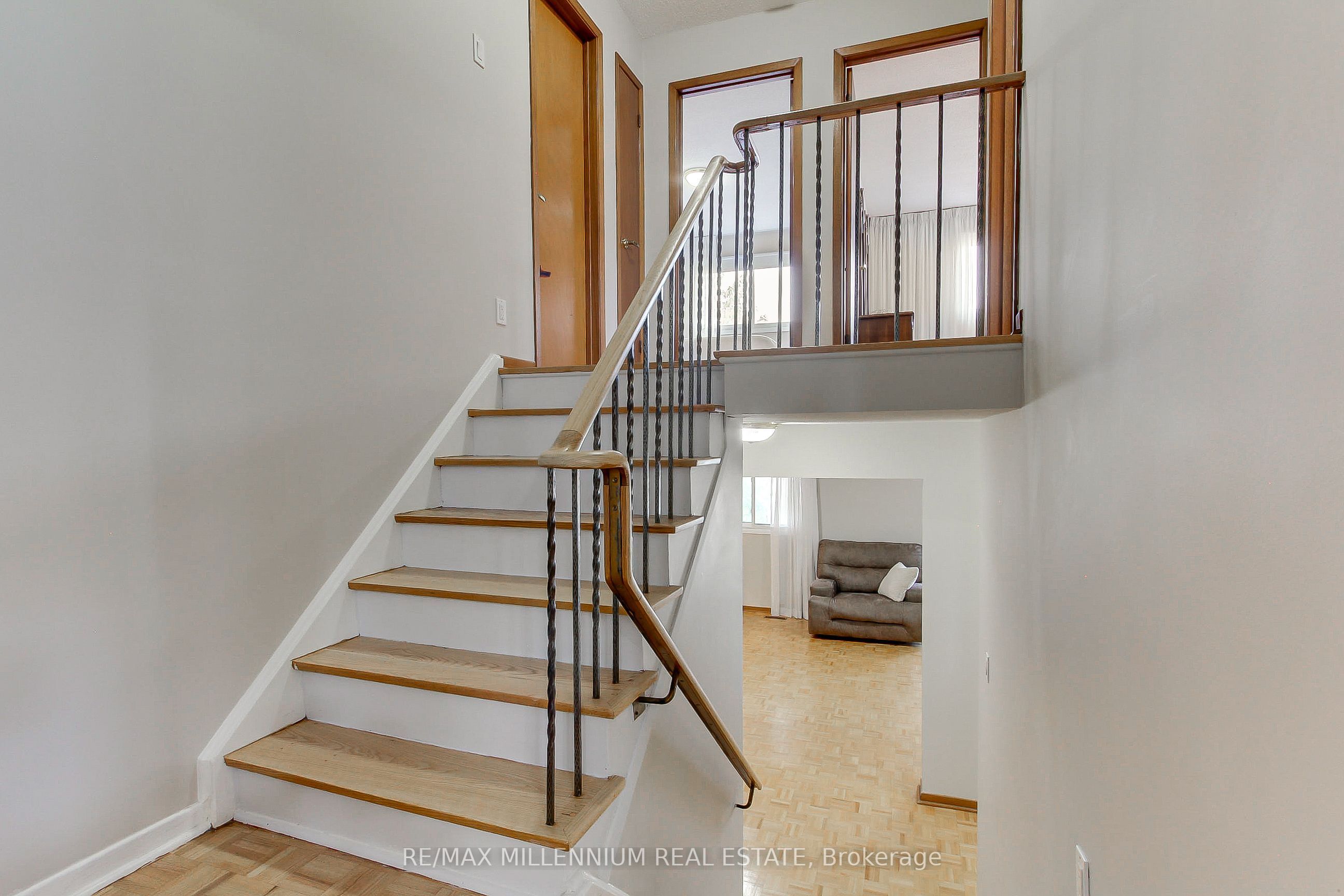 7431 Sigsbee Drive Property Photo 12