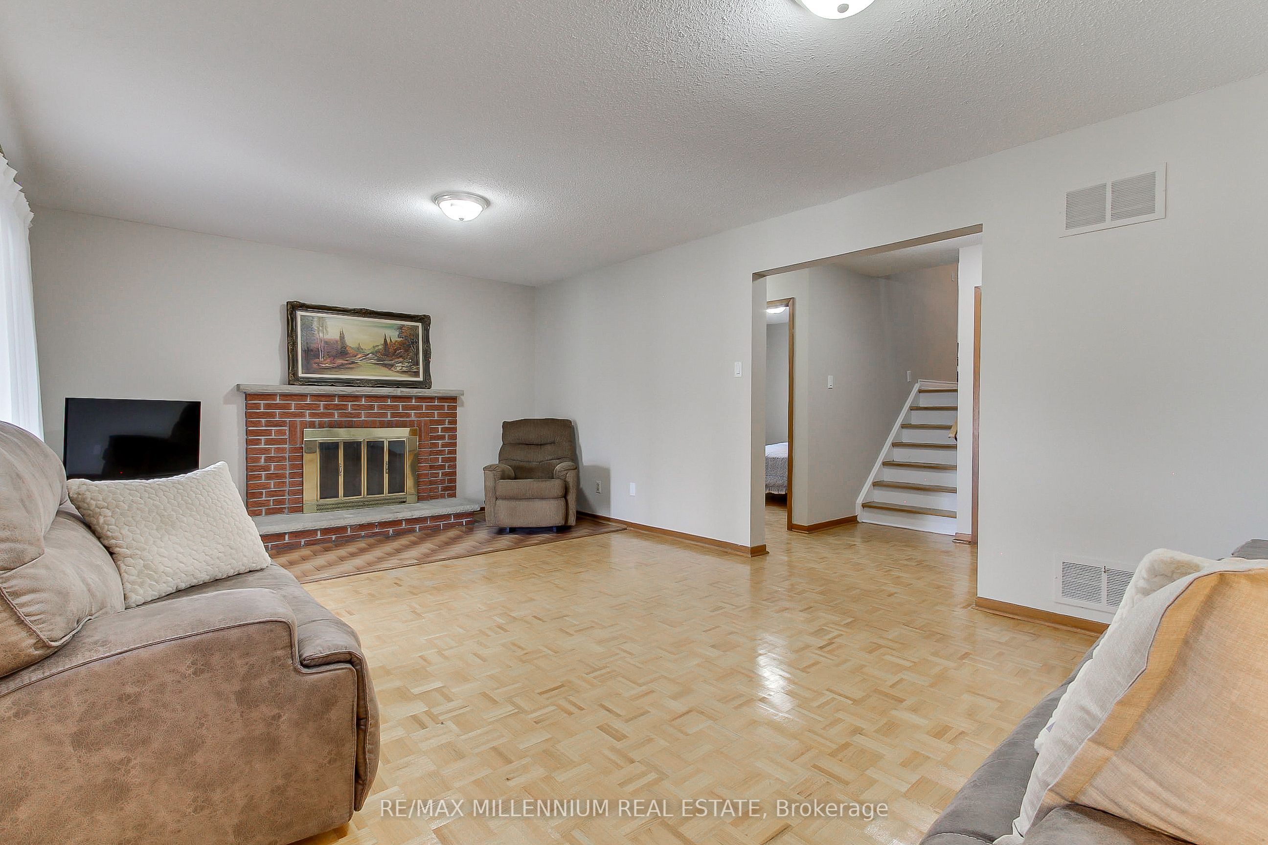 7431 Sigsbee Drive Property Photo 24