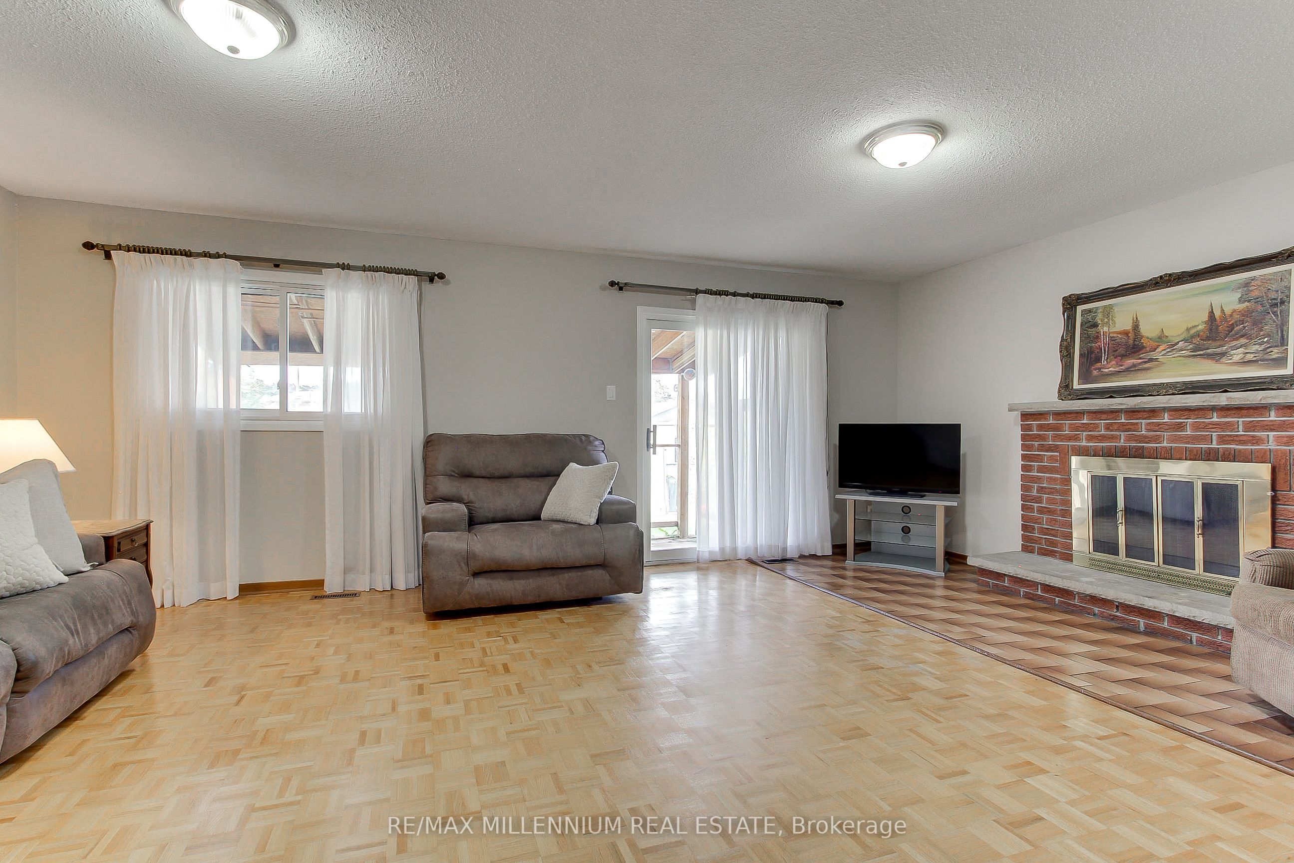 7431 Sigsbee Drive Property Photo 25