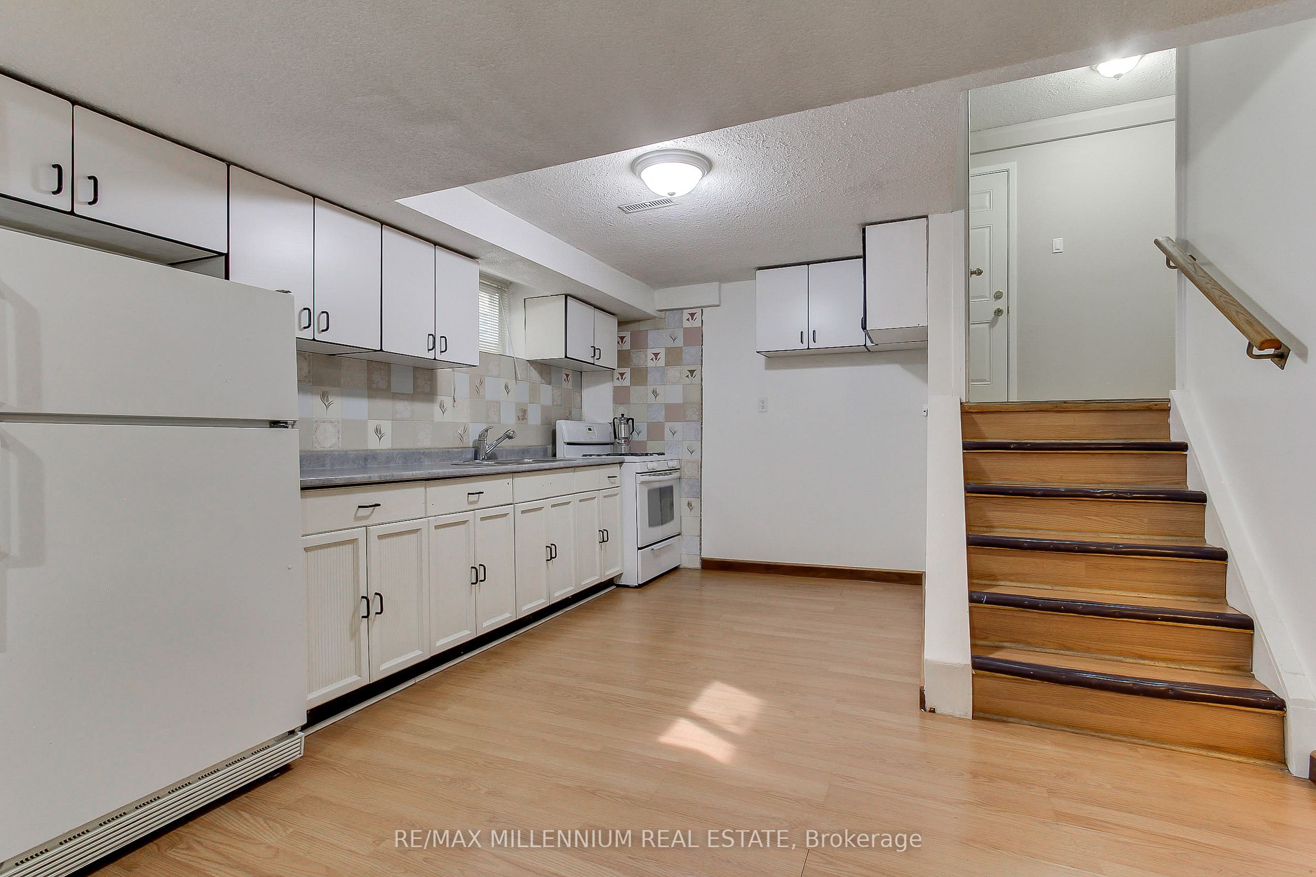 7431 Sigsbee Drive Property Photo 27