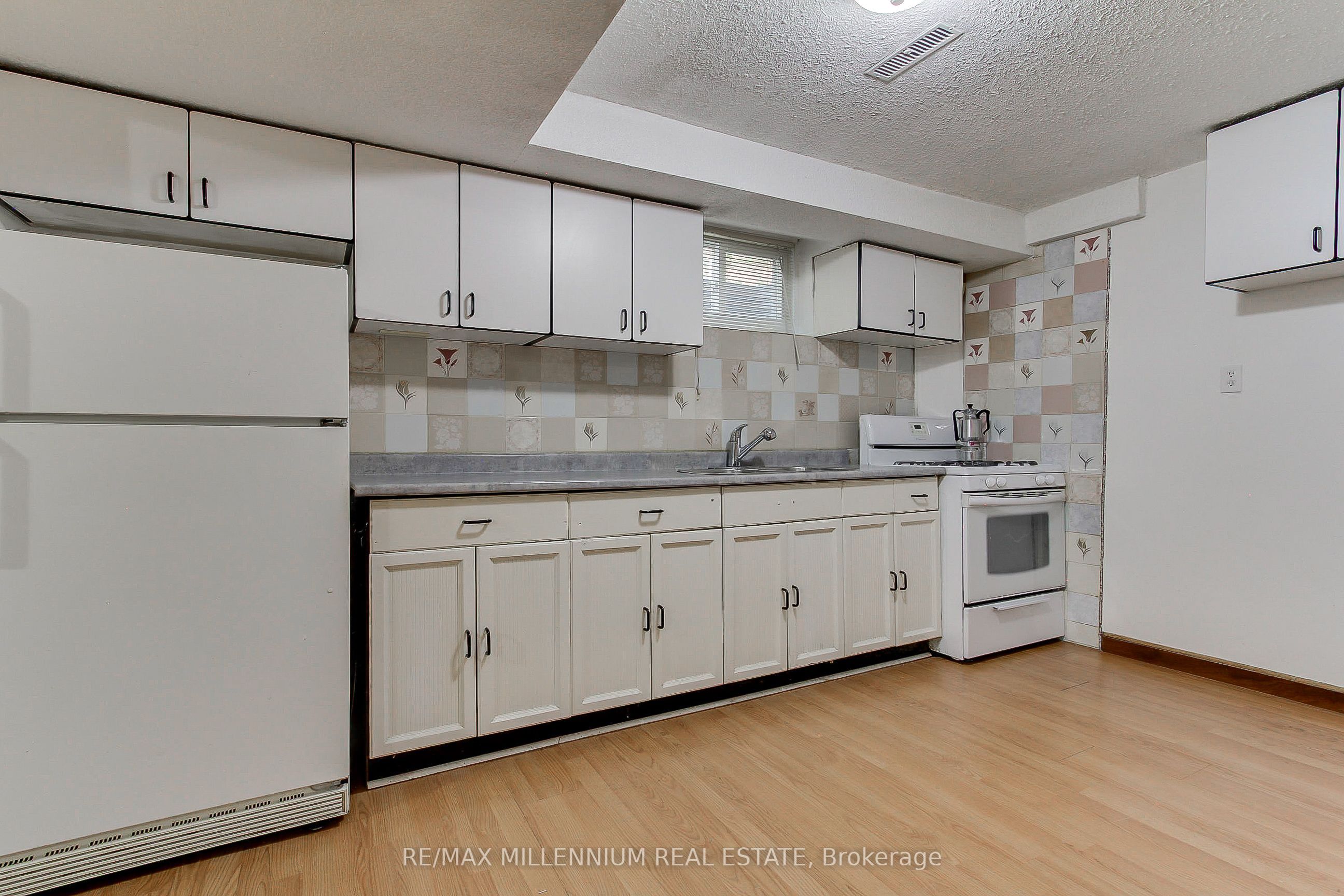 7431 Sigsbee Drive Property Photo 28