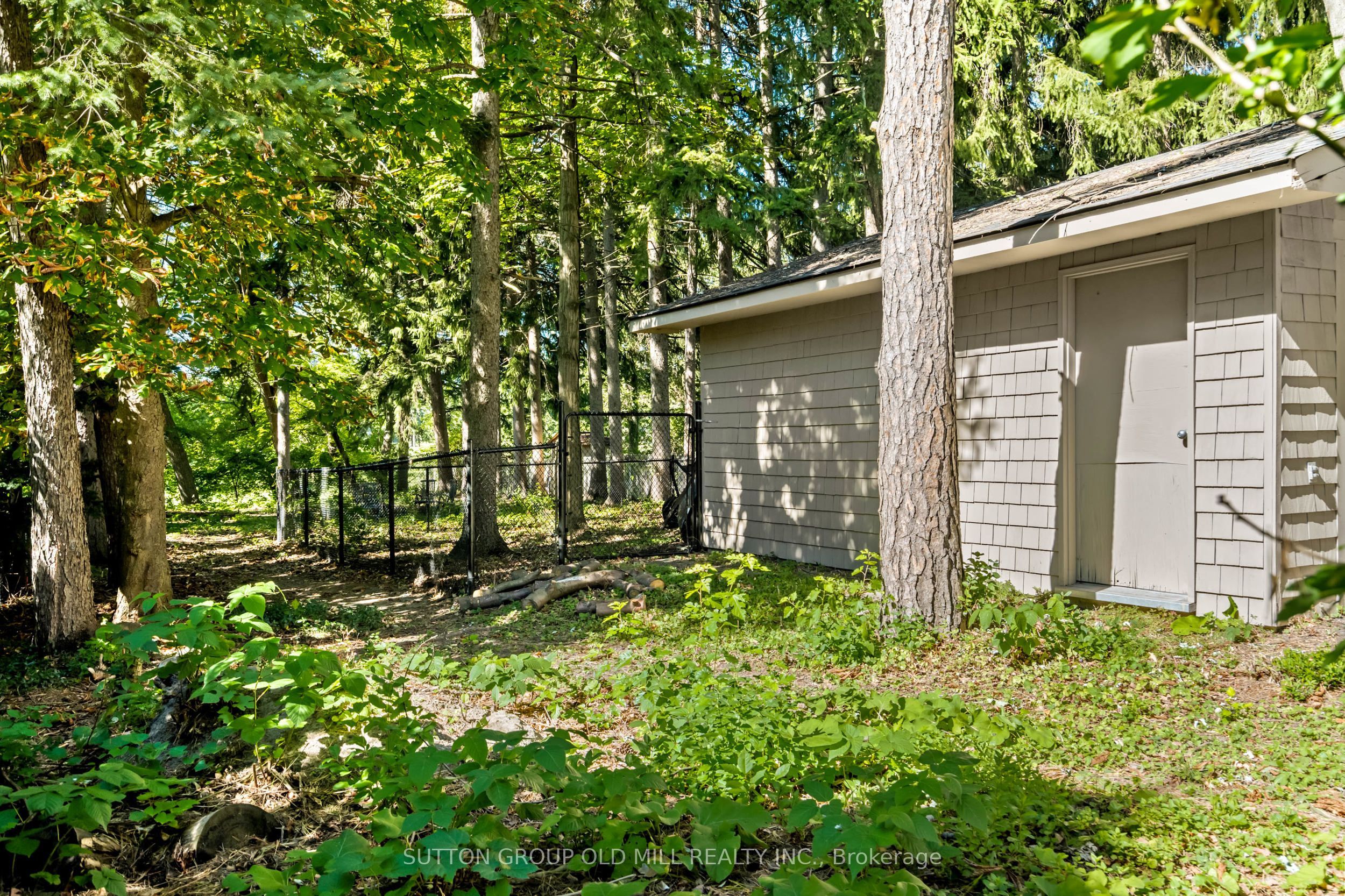 1372 Islington Avenue Property Photo 39