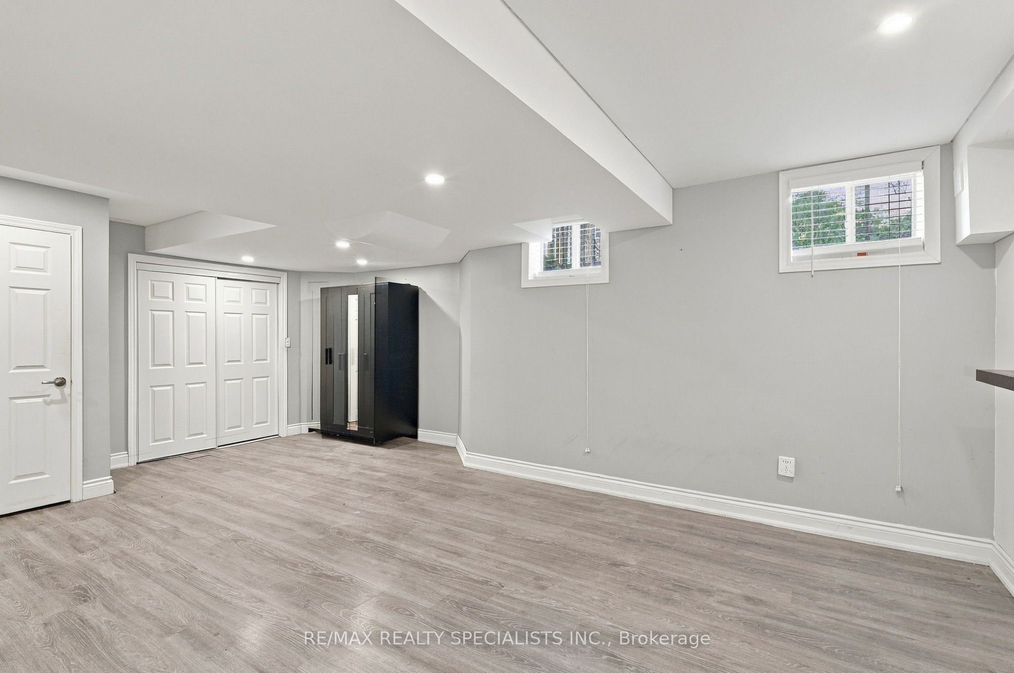 1011 Mccuaig Drive Bsmt Property Photo 11