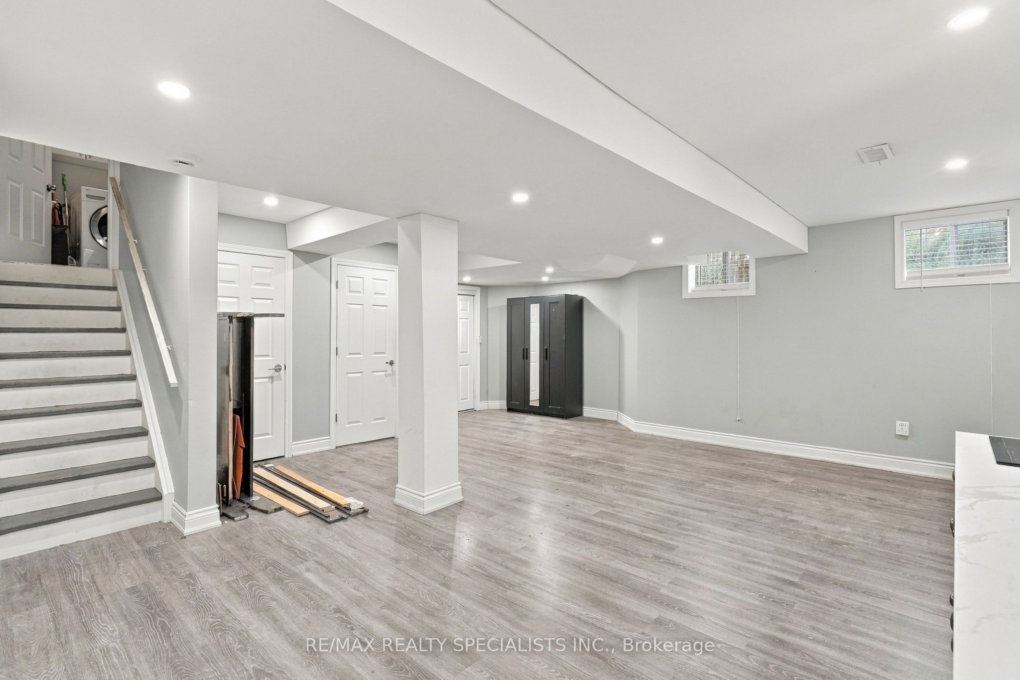 1011 Mccuaig Drive Bsmt Property Photo 17