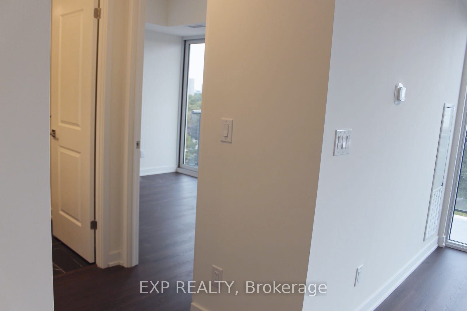 2825 Jane Street 704 Property Photo 6