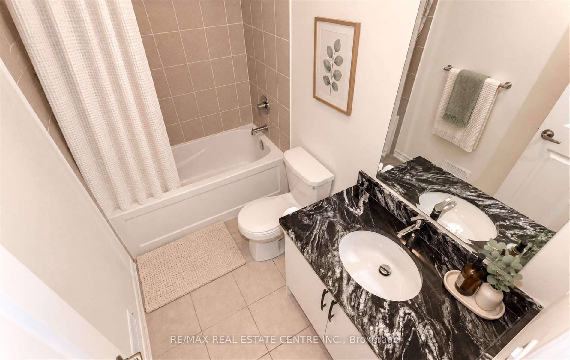 353 Inspire Boulevard Property Photo 12