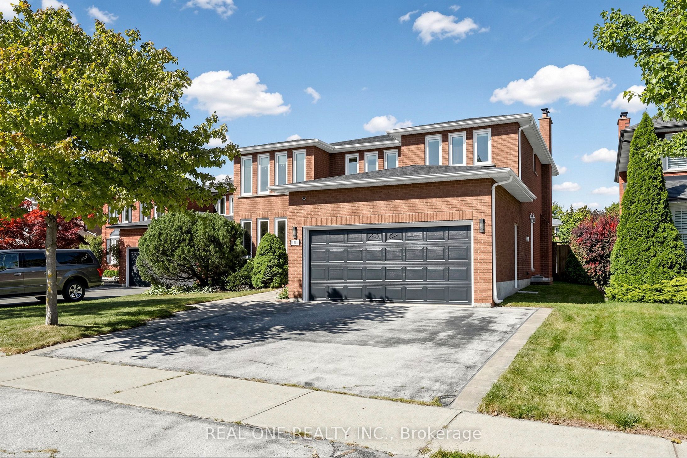 1213 Rosethorne Road Property Photo 1