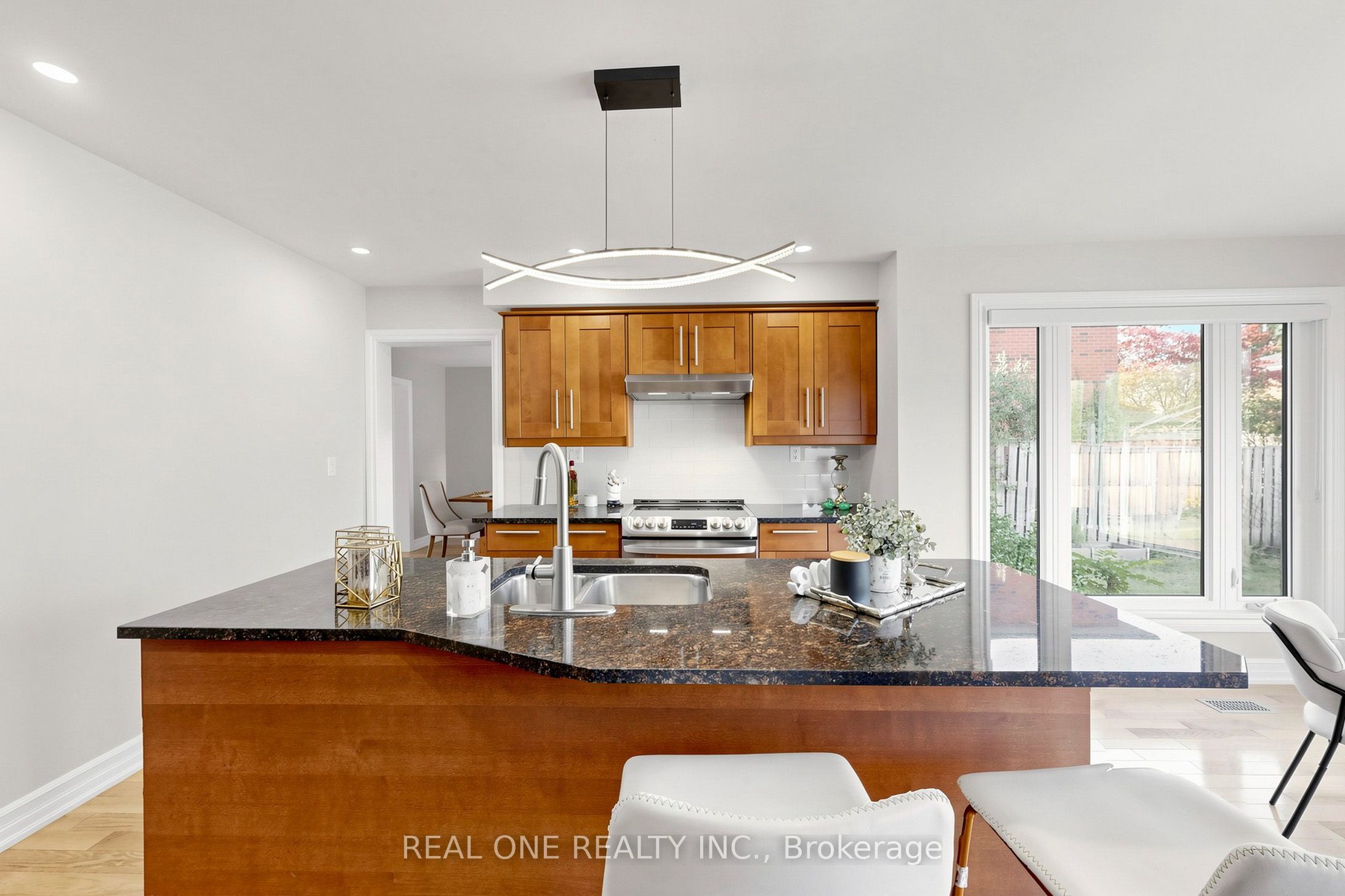 1213 Rosethorne Road Property Photo 14