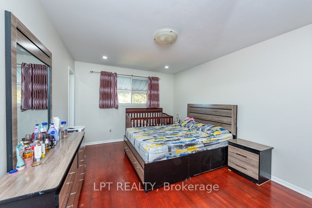 111 Dearbourne Boulevard Property Photo 15