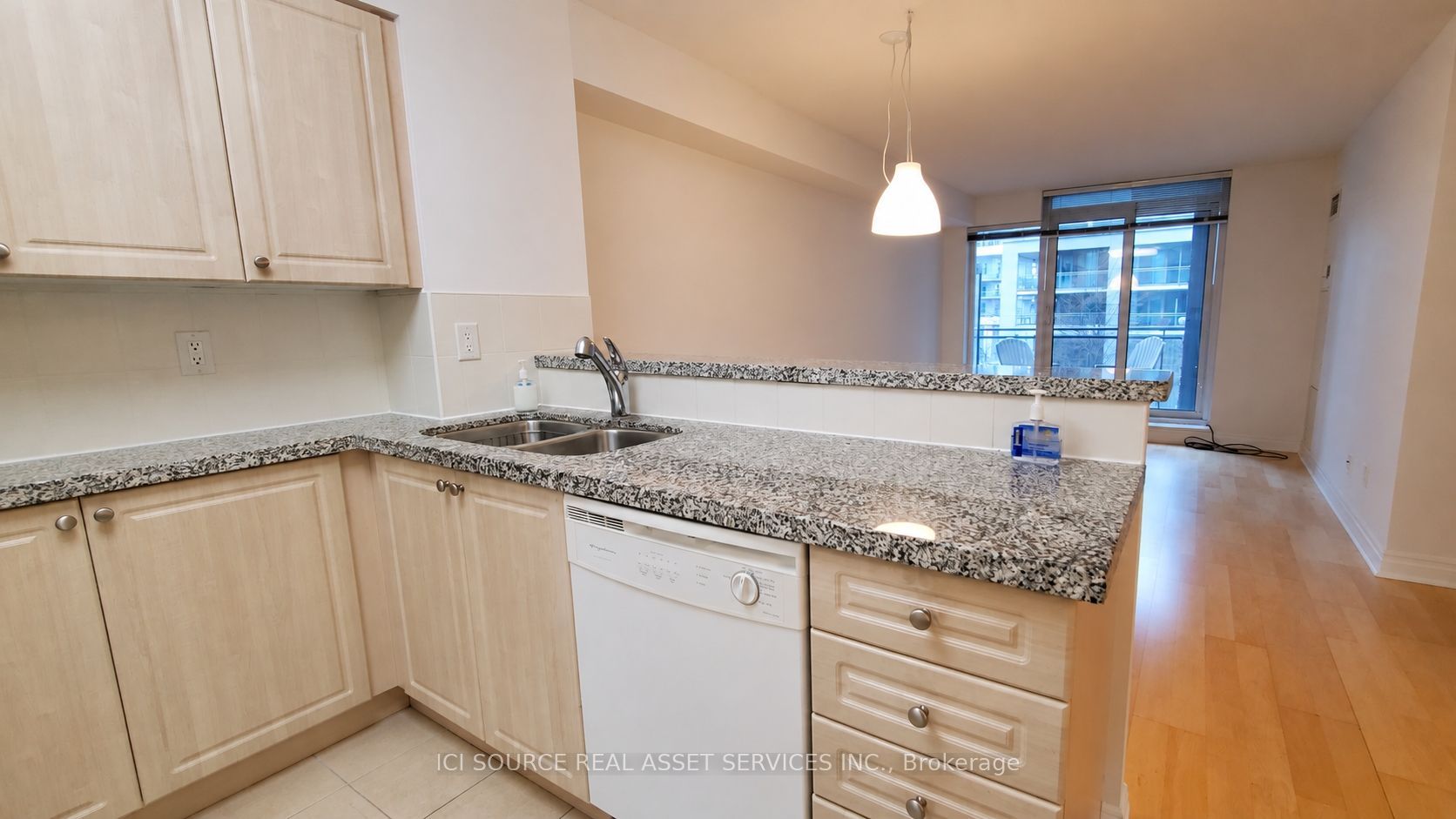 2119 Lake Shore Boulevard W 316 Property Photo 4