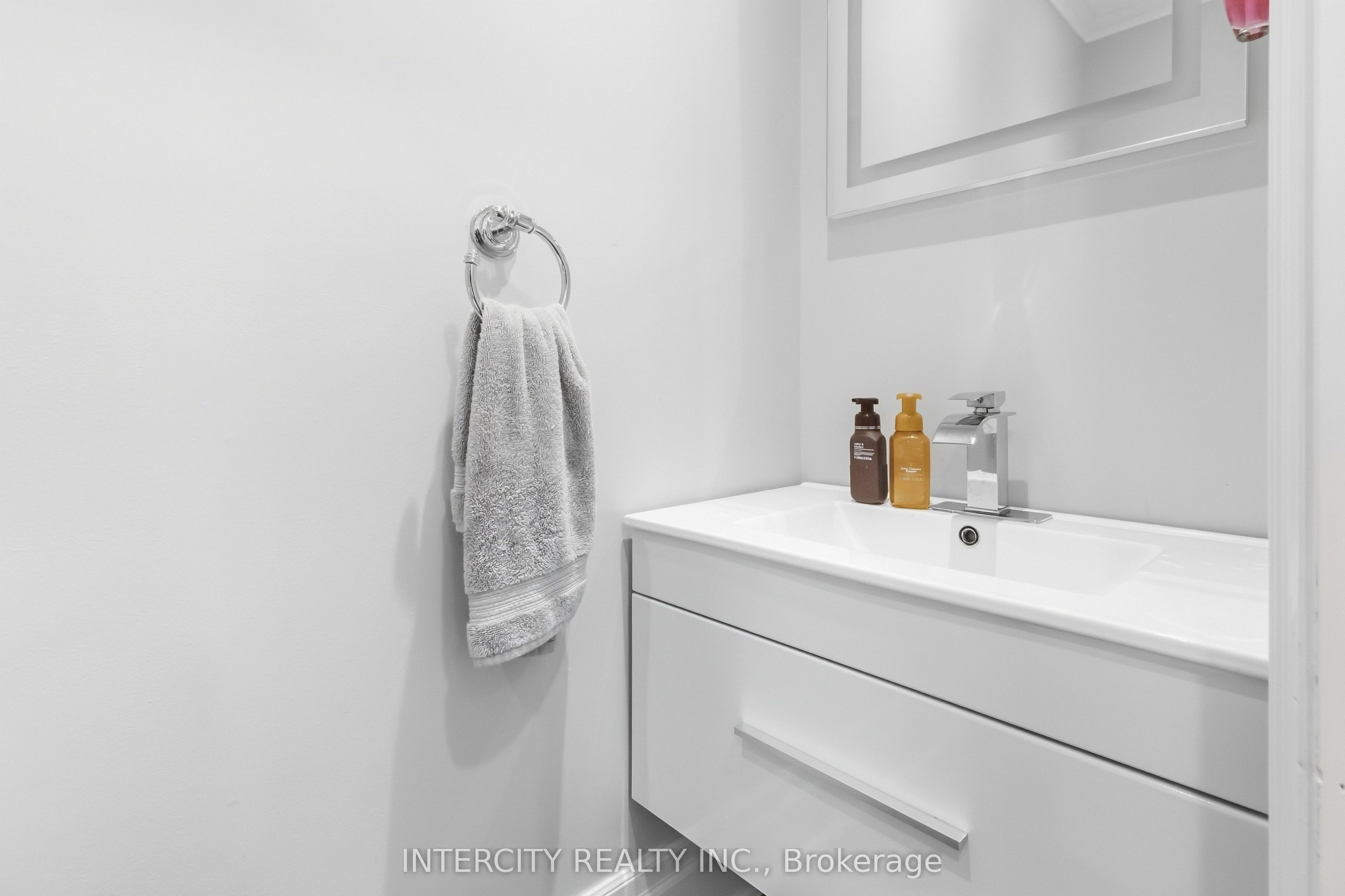 700 Trudeau Drive Property Photo 12