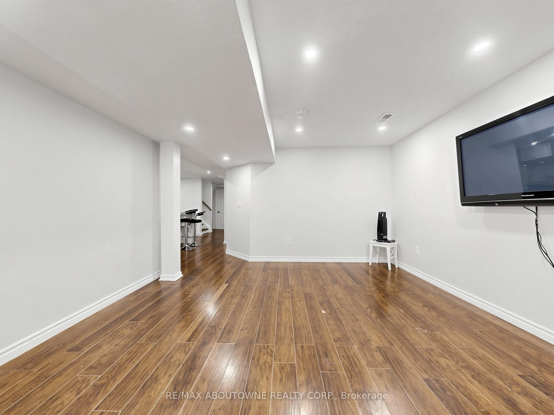 3850 Partition Road Basement Property Photo 4