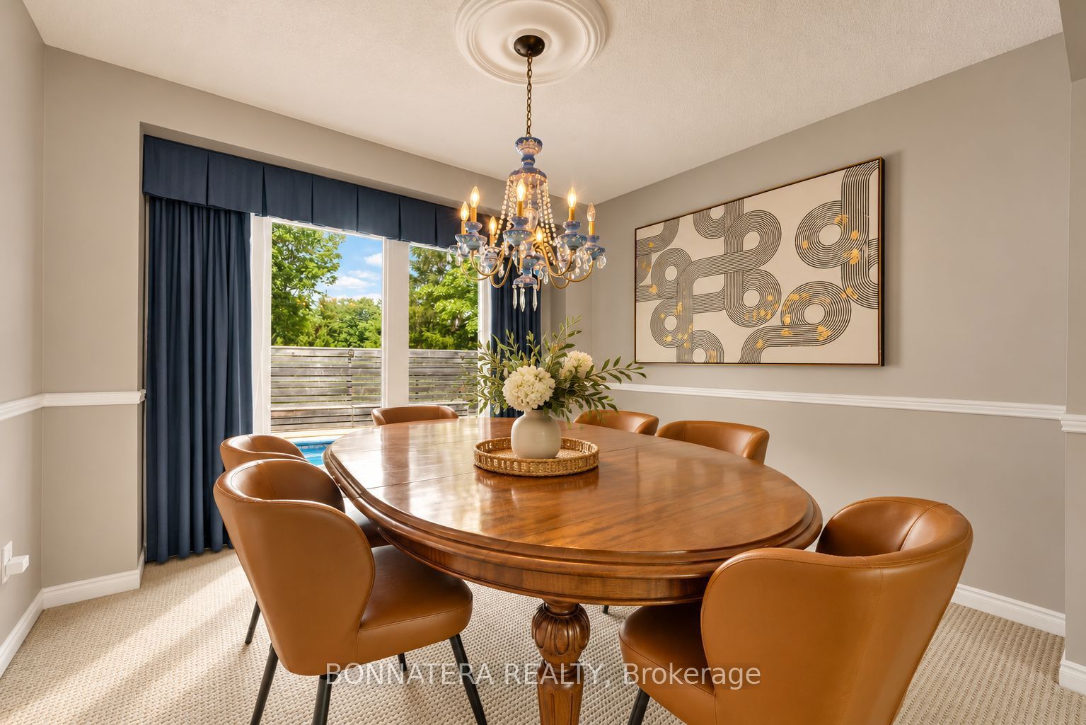 1409 Holly Court Property Photo 7