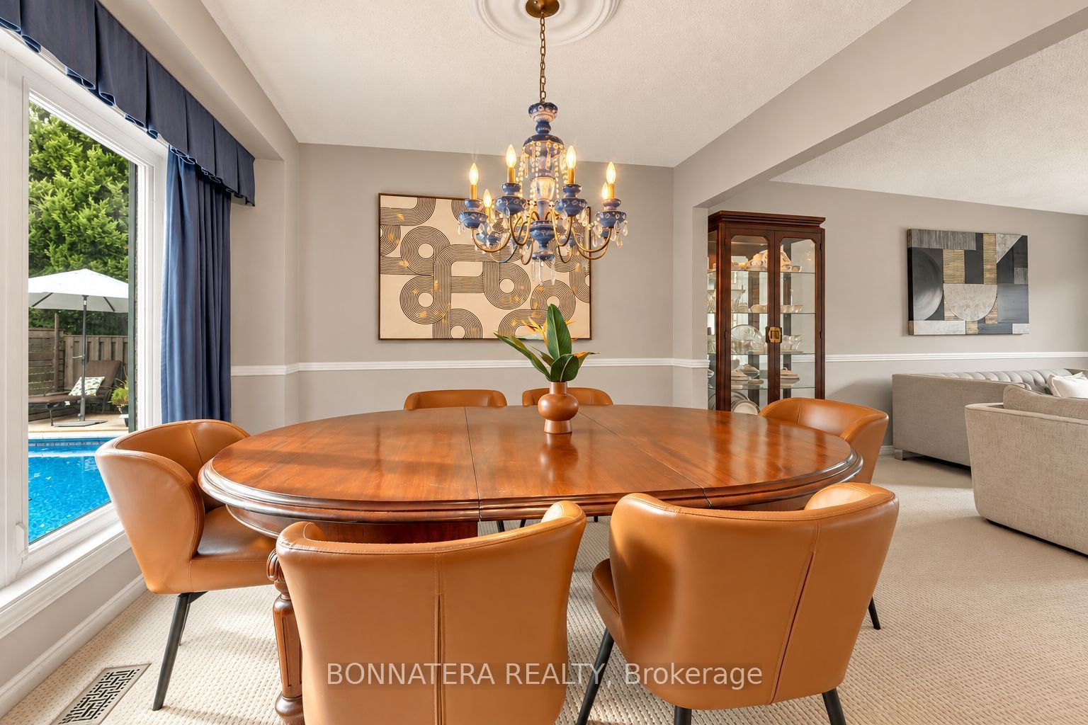 1409 Holly Court Property Photo 8