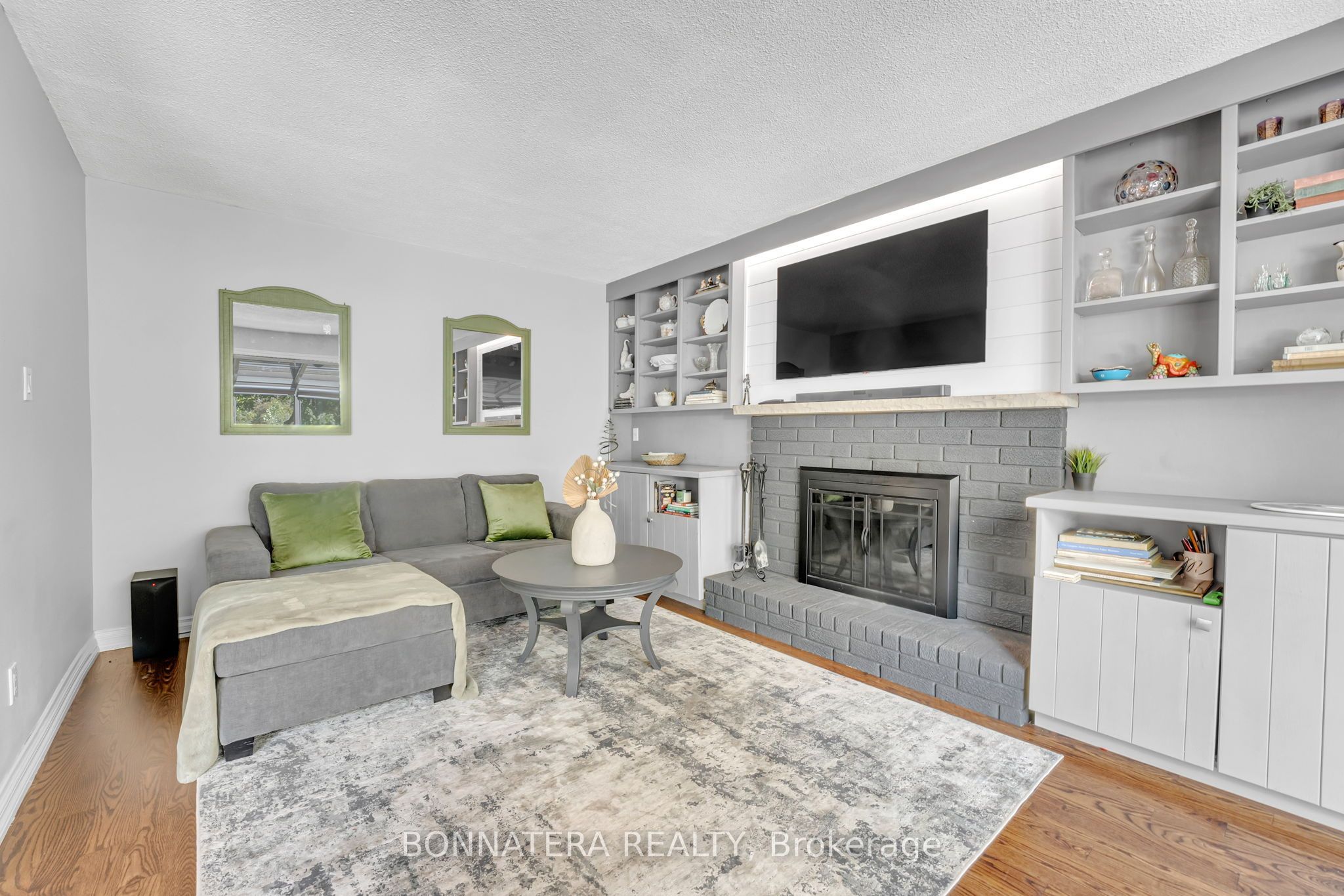 1409 Holly Court Property Photo 12