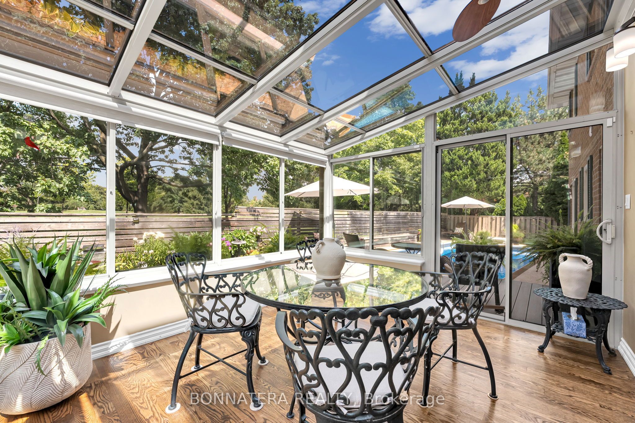 1409 Holly Court Property Photo 16