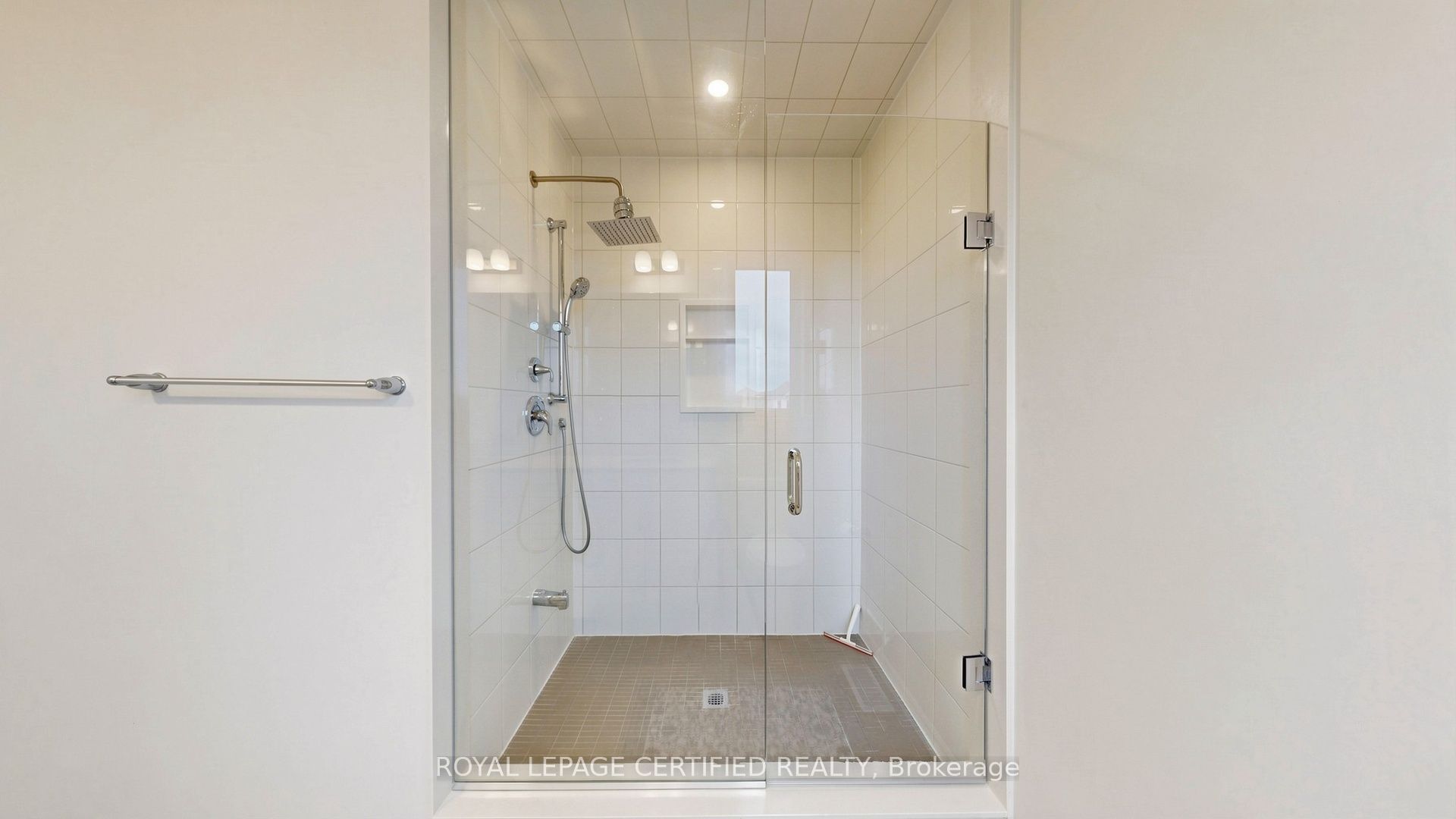 1519 Whitlock Avenue Property Photo 27