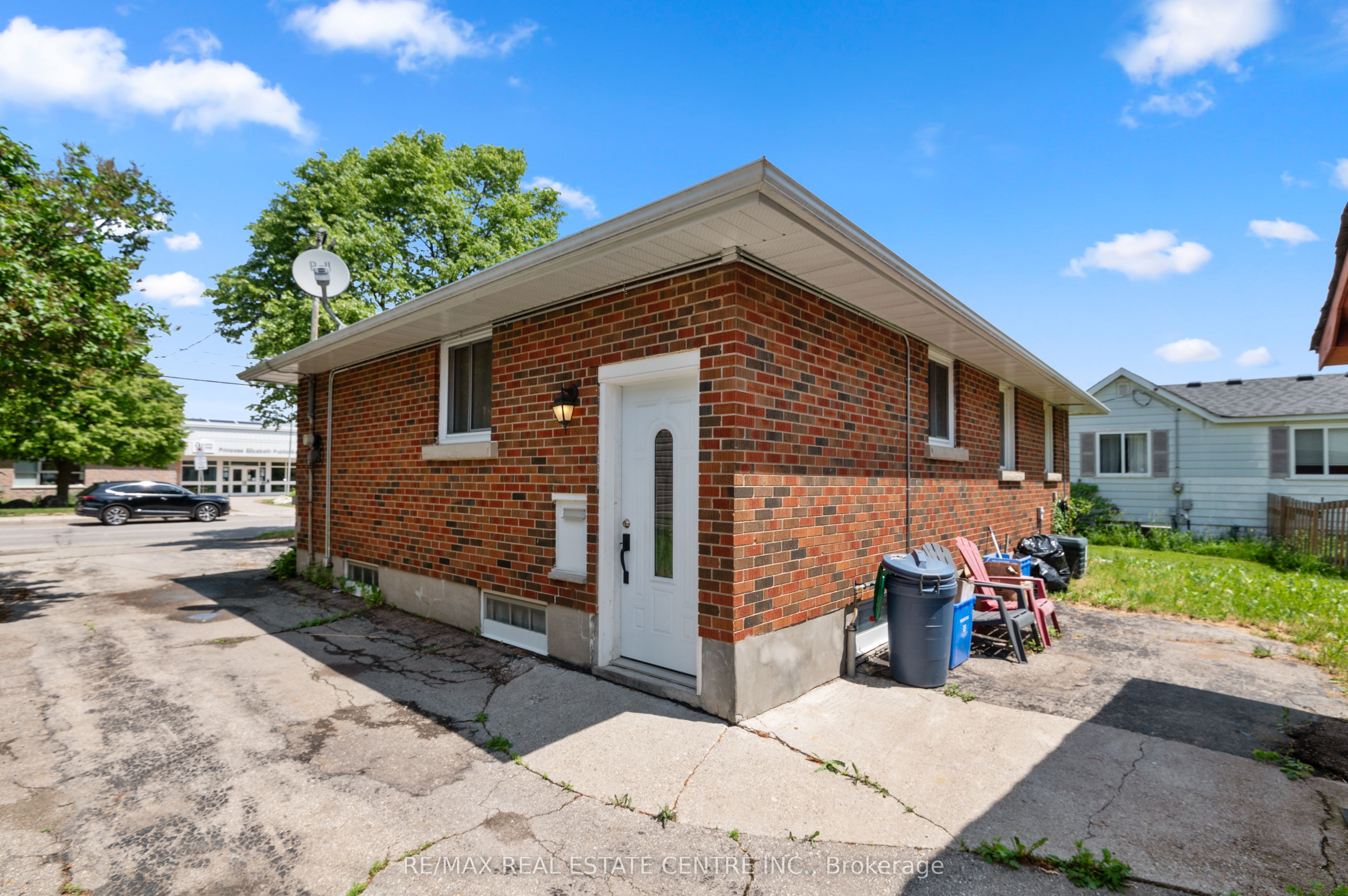 62 Elizabeth Street Property Photo 41