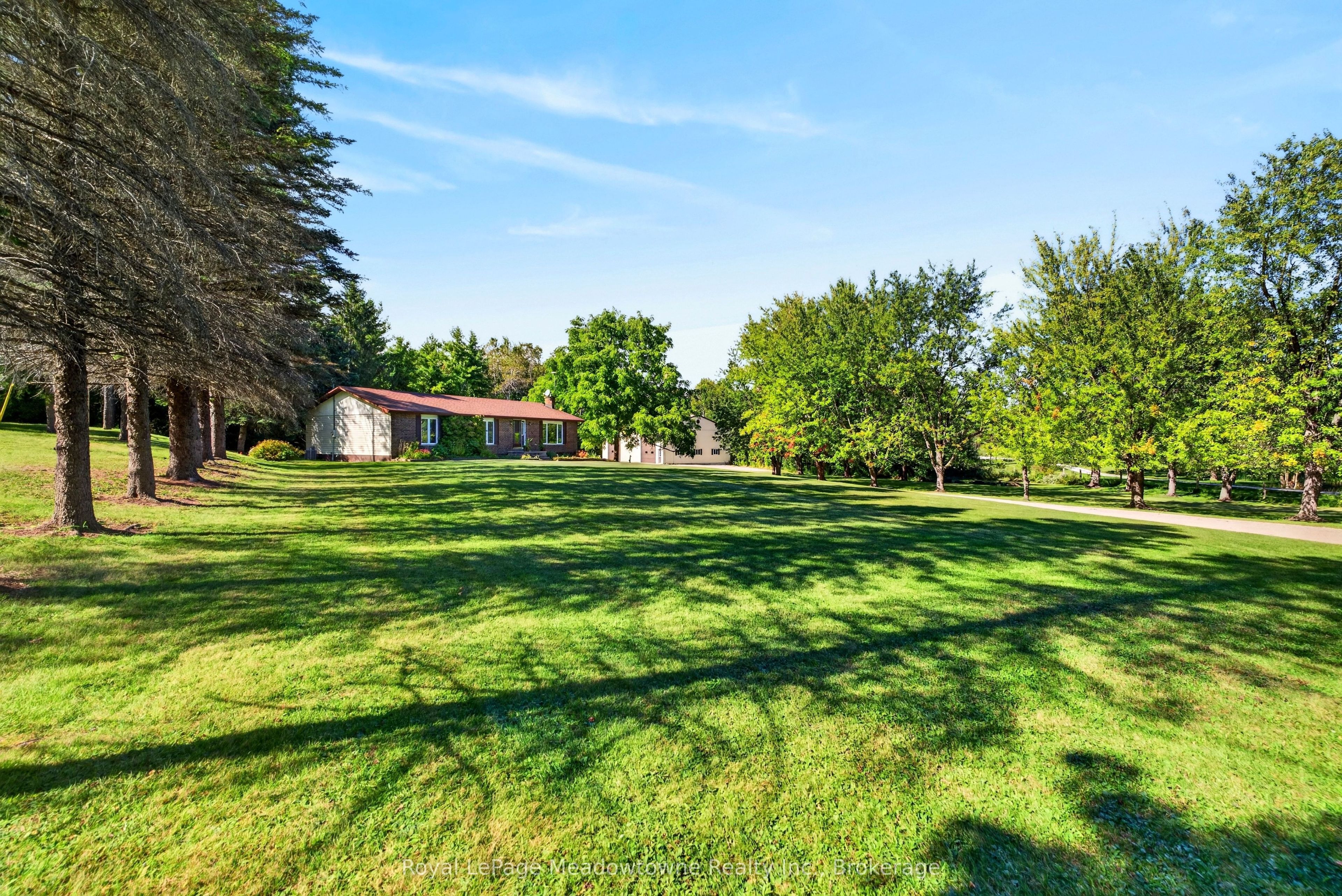 4095 20 Side Road Property Photo 3