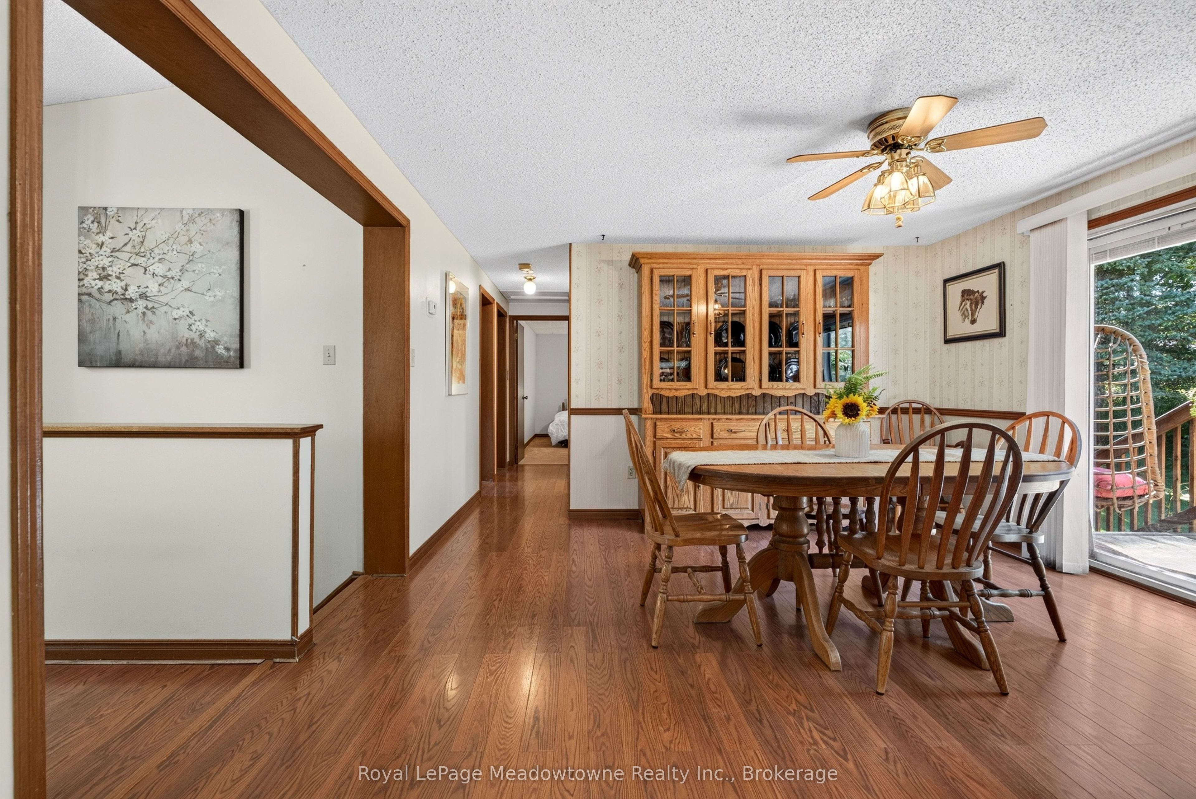 4095 20 Side Road Property Photo 14