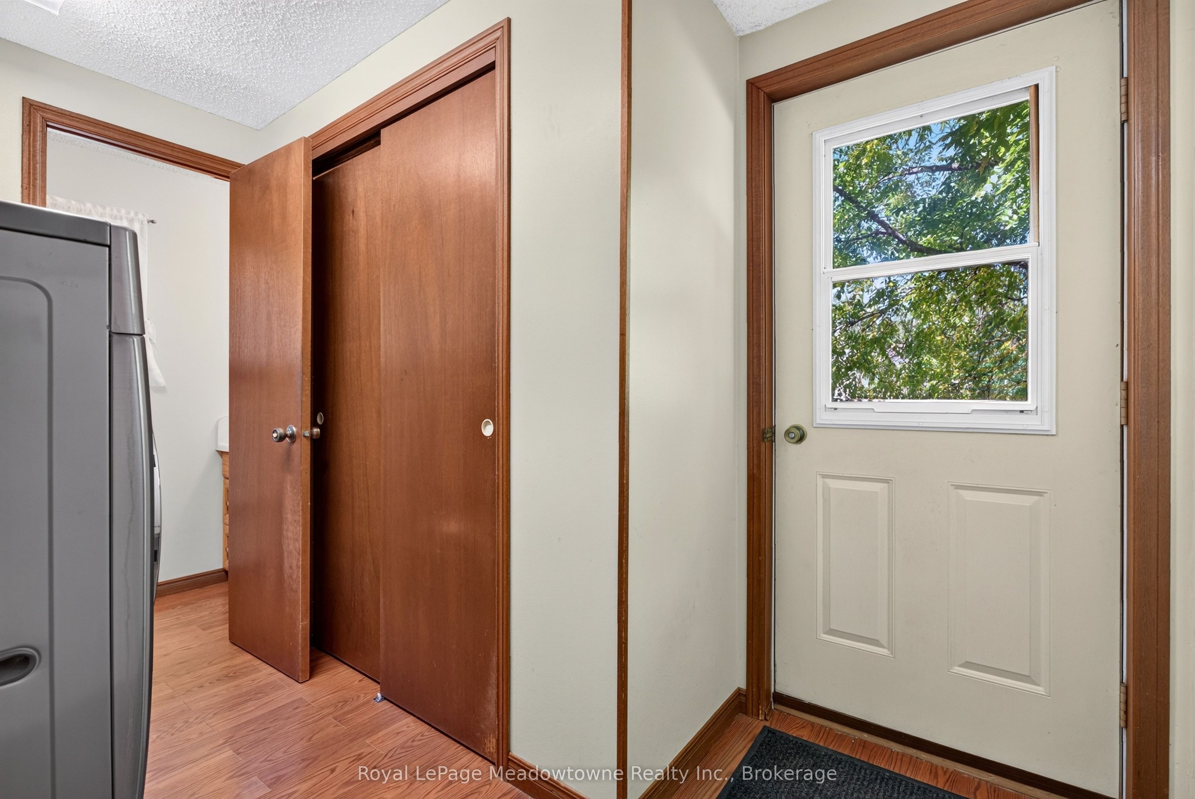 4095 20 Side Road Property Photo 15