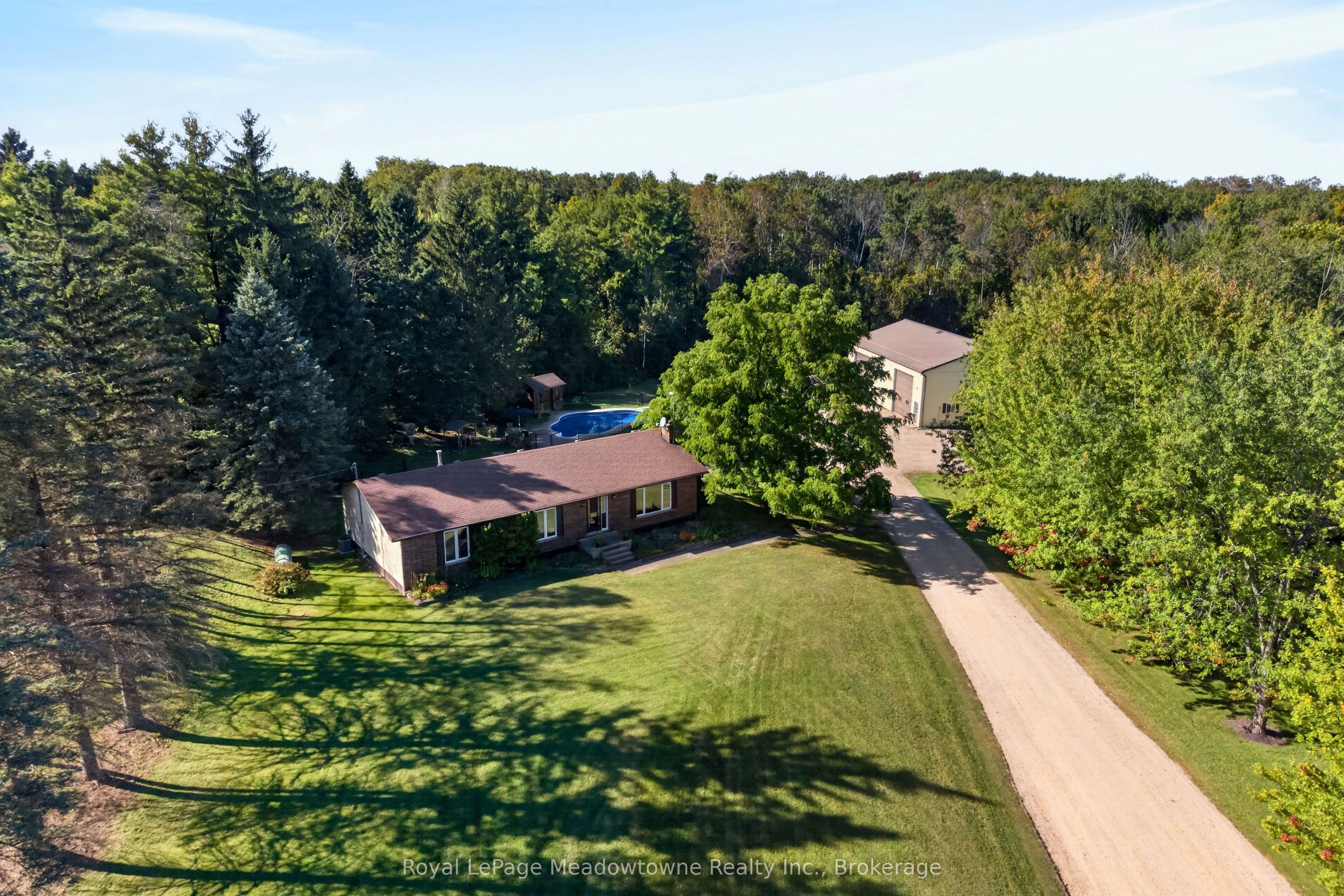 4095 20 Side Road Property Photo 45