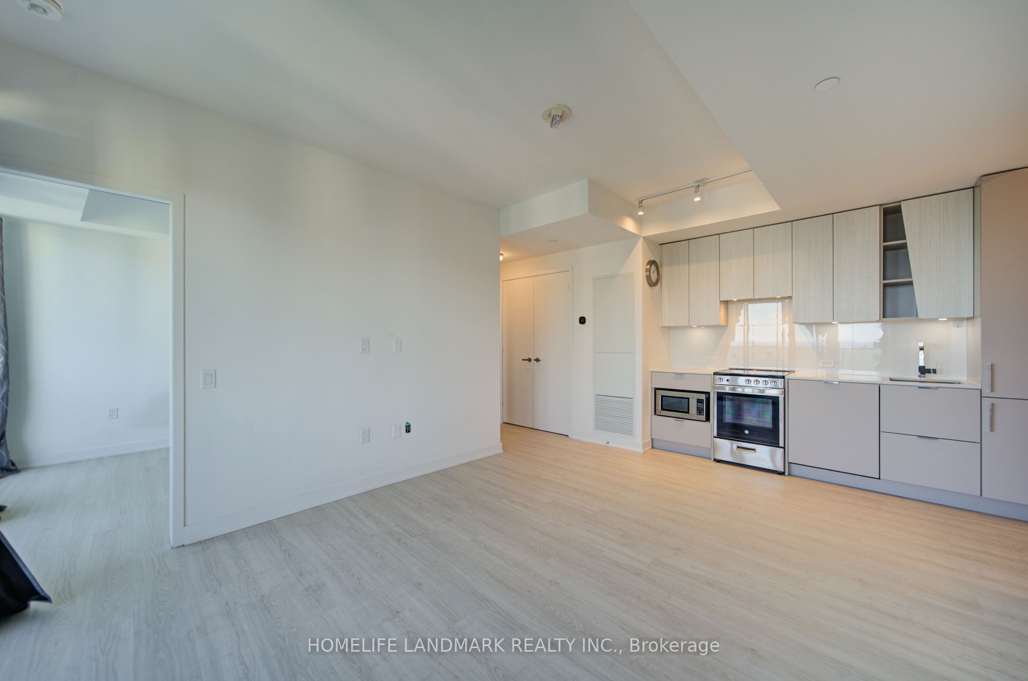 3883 Quartz Road 1706 Property Photo 17
