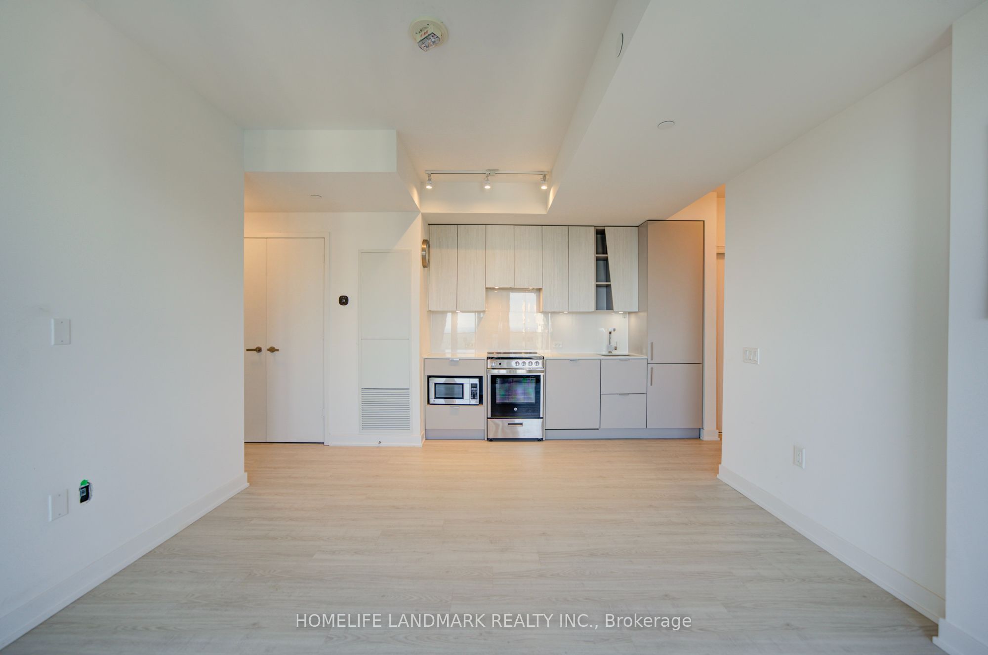 3883 Quartz Road 1706 Property Photo 18