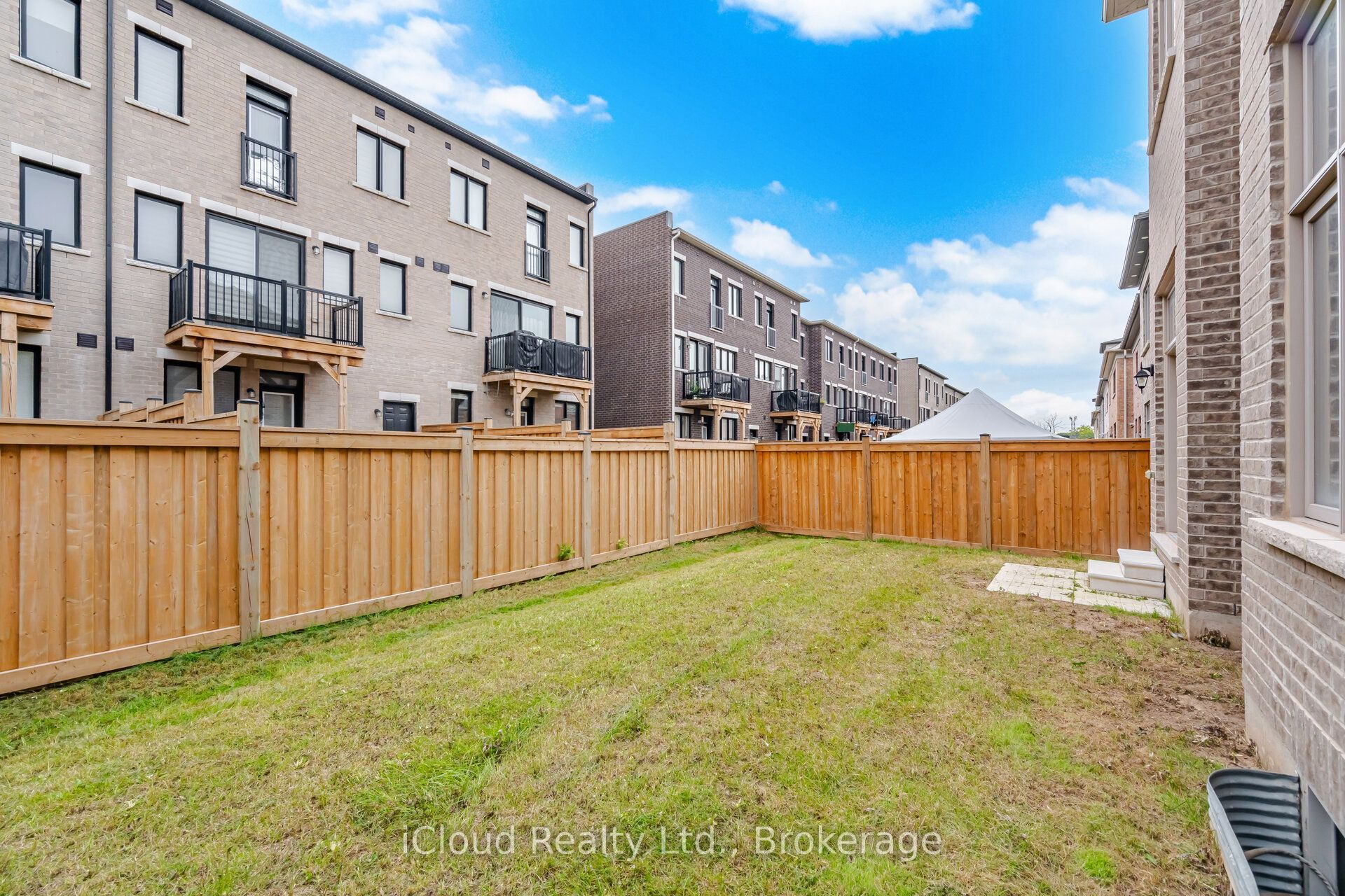 1400 Yellow Rose Circle Property Photo 48