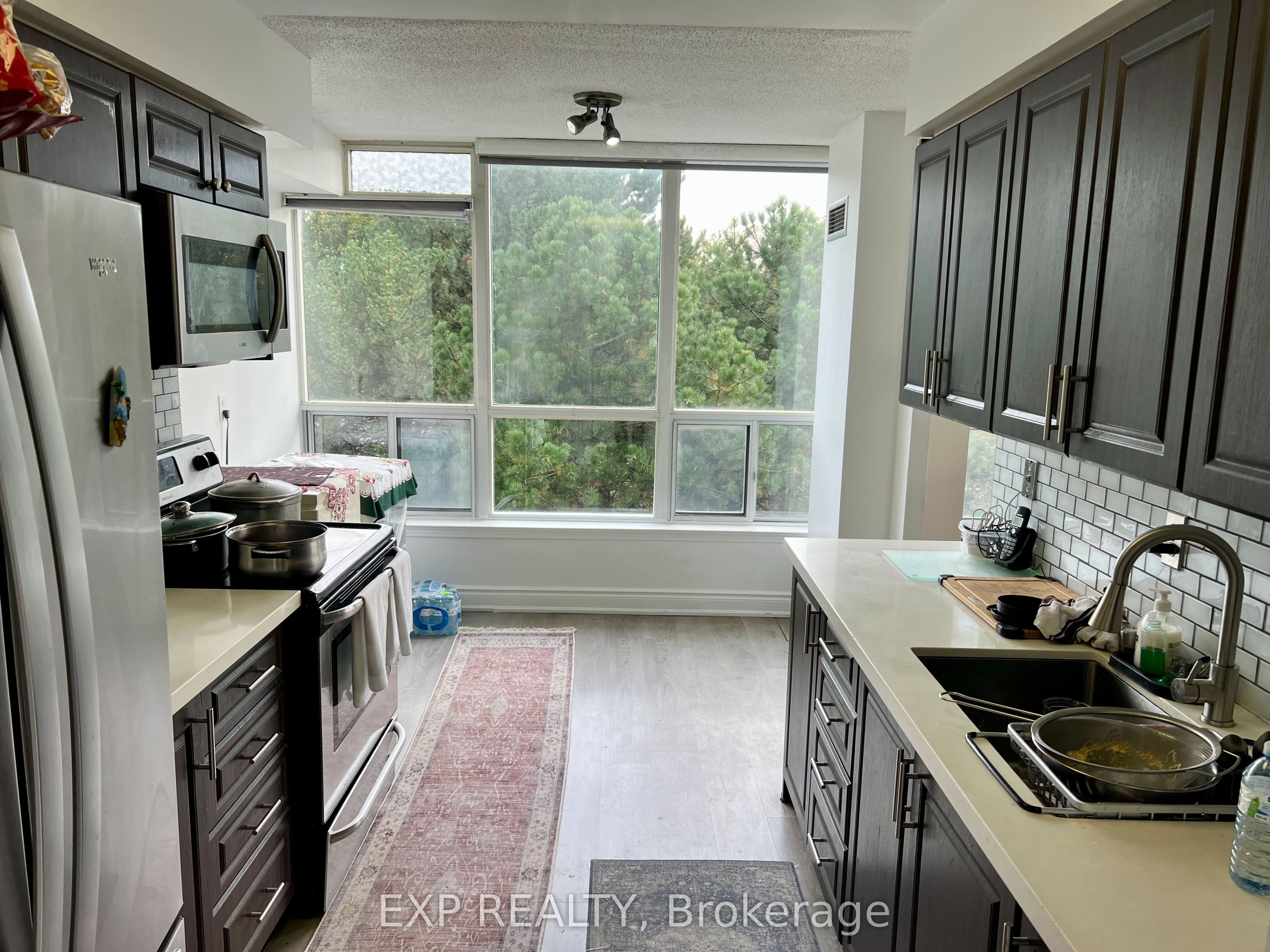 10 Laurelcrest Street 412 Property Photo 5