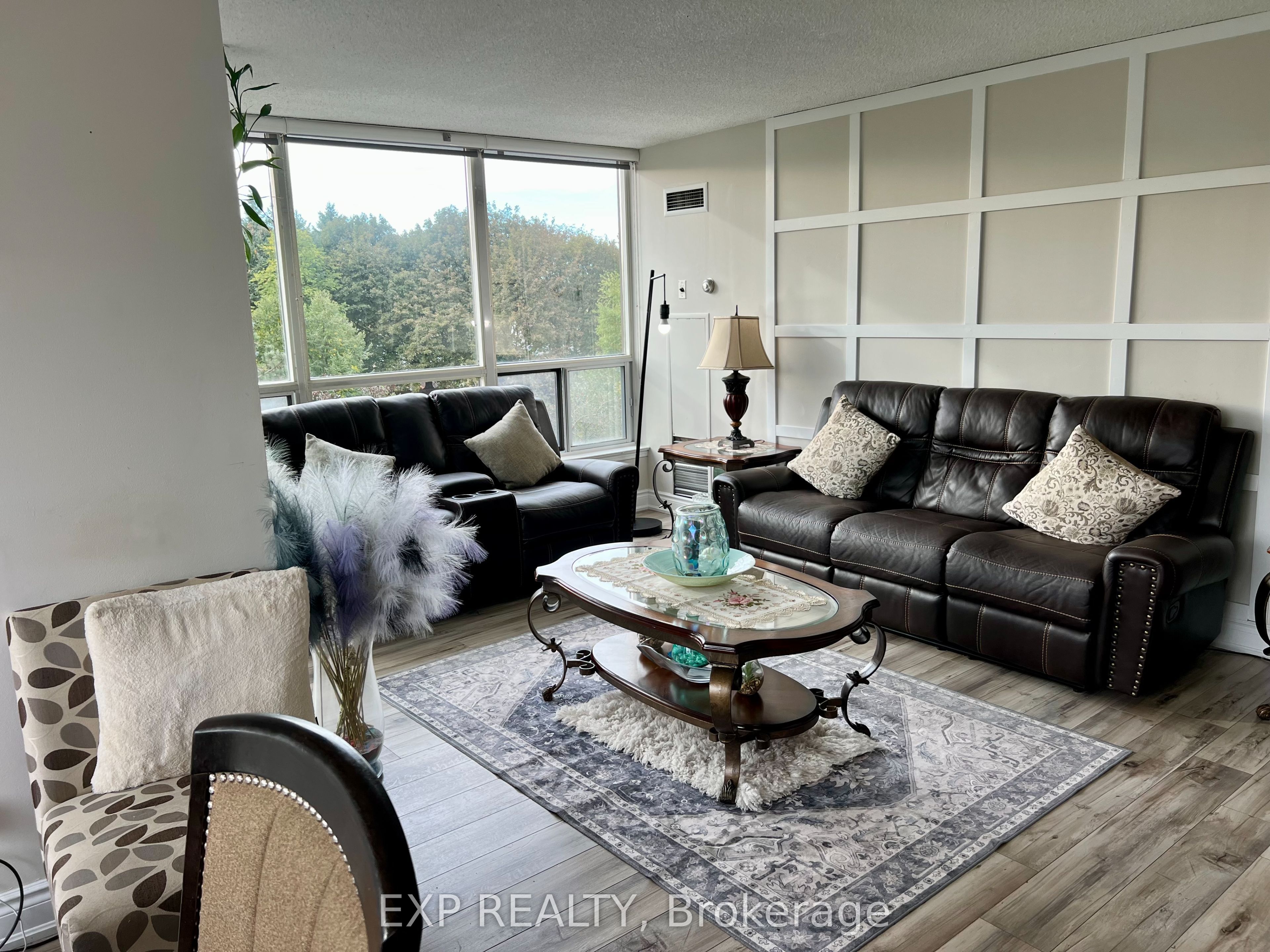 10 Laurelcrest Street 412 Property Photo 17