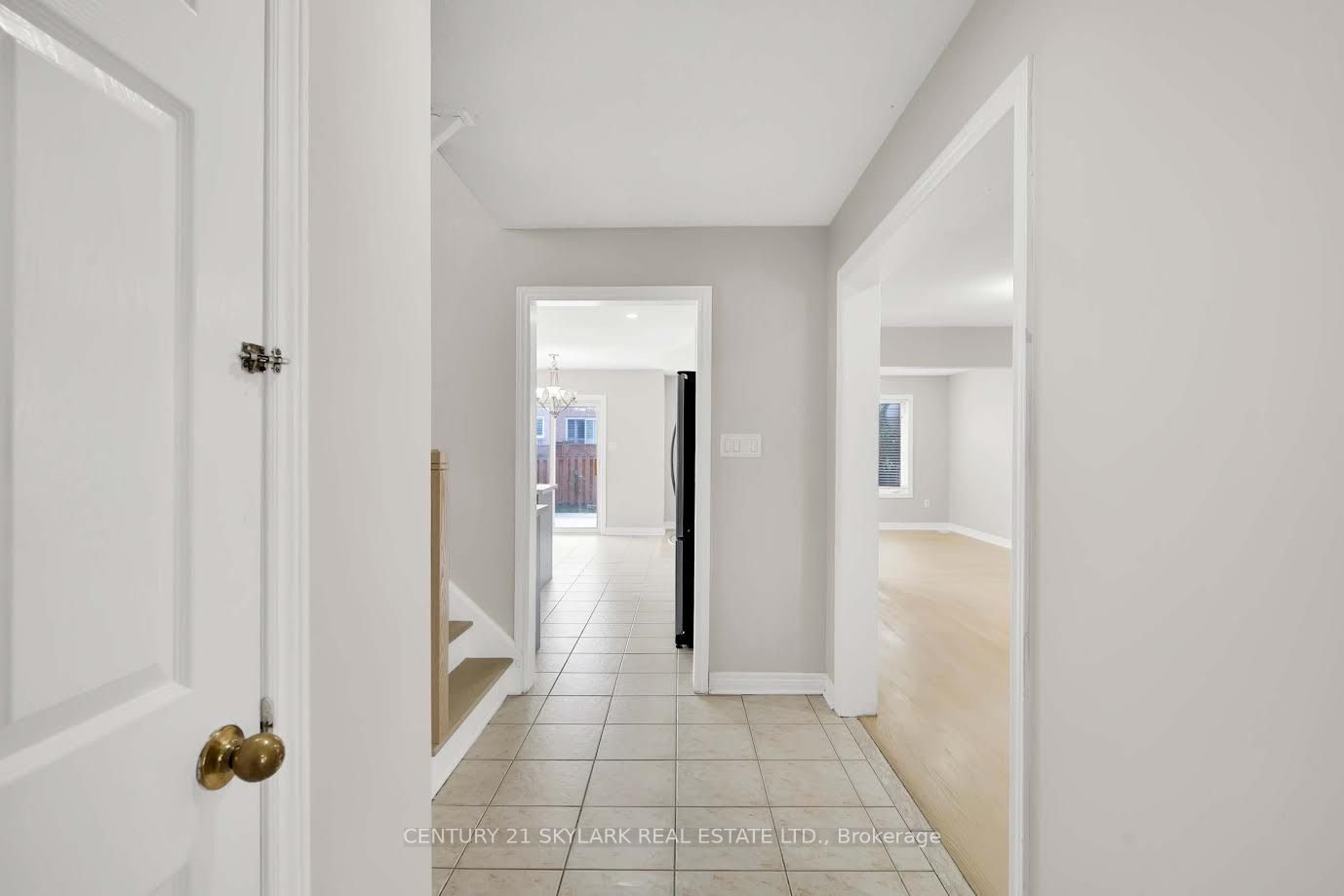 44 Fallstar Crescent Property Photo 4