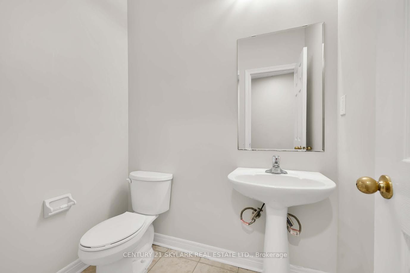 44 Fallstar Crescent Property Photo 14