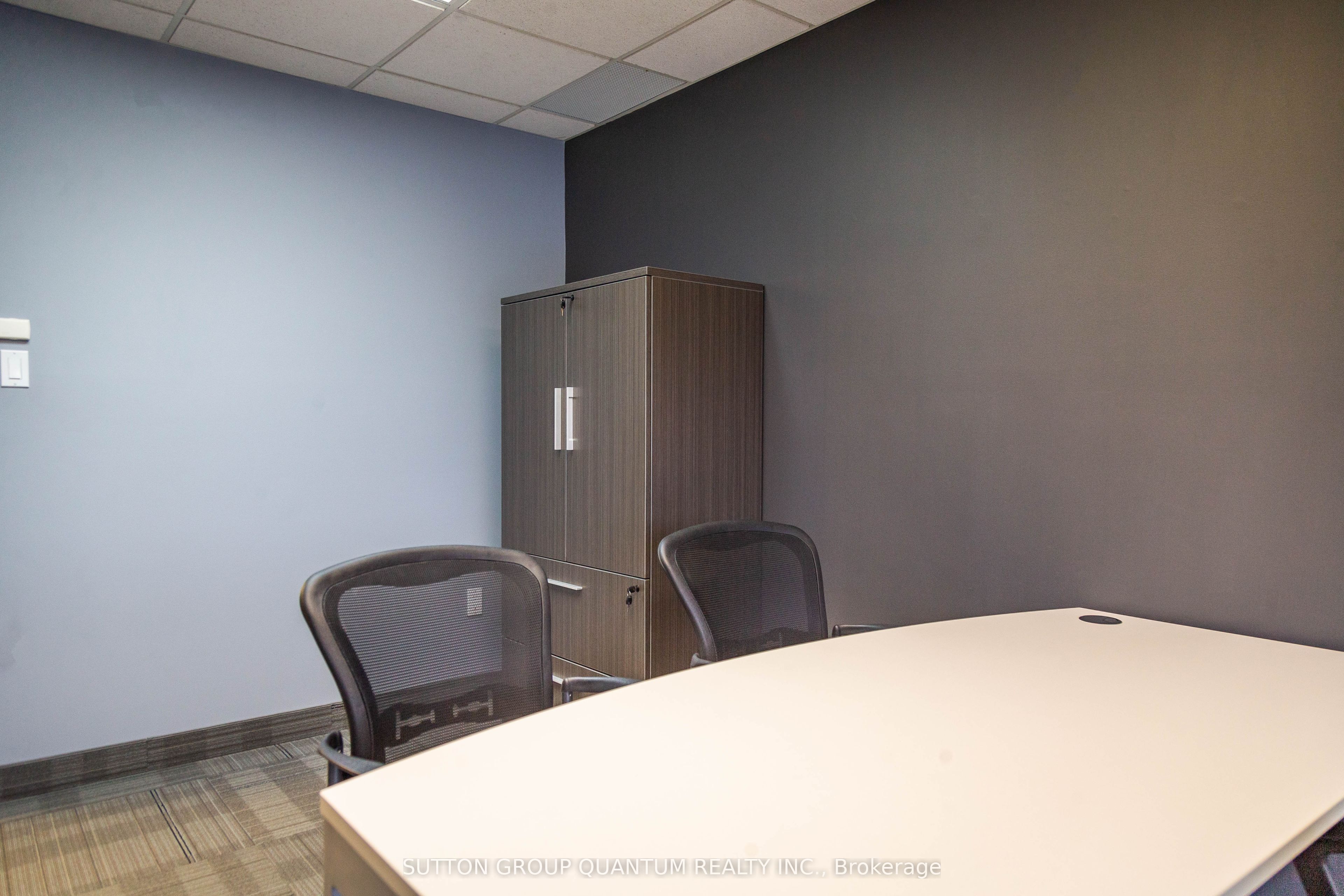 5100 South Service Road 19 Property Photo 23