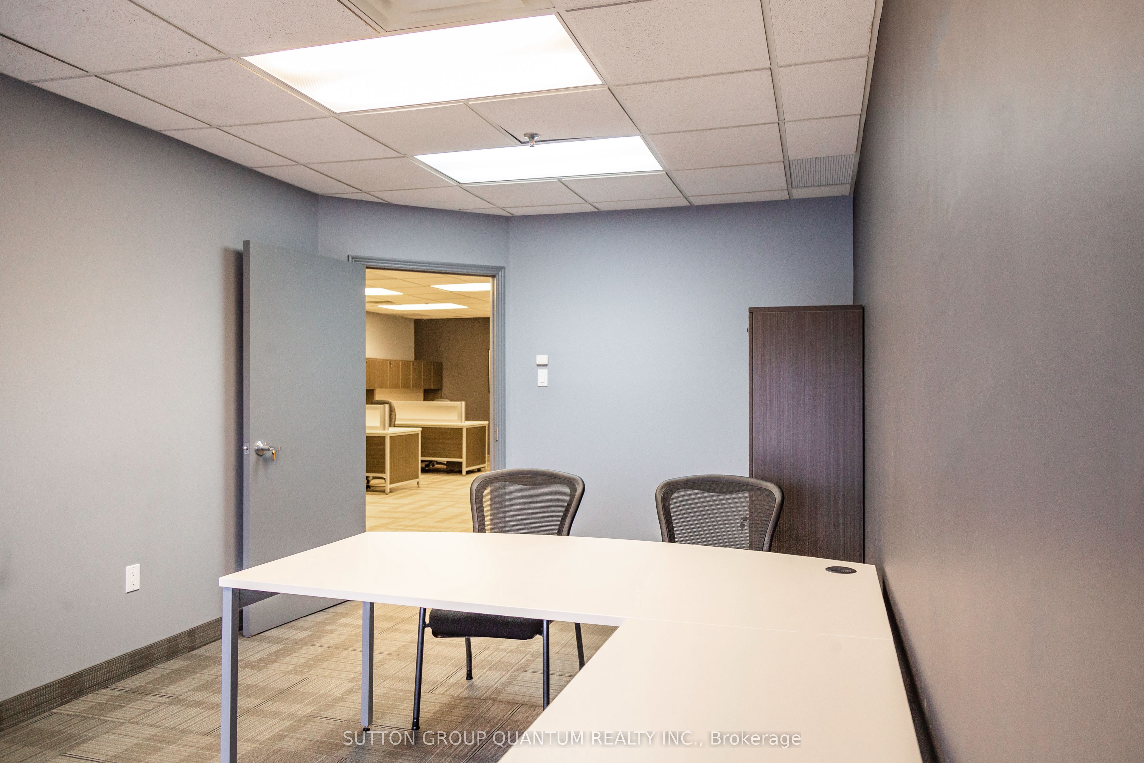 5100 South Service Road 19 Property Photo 24