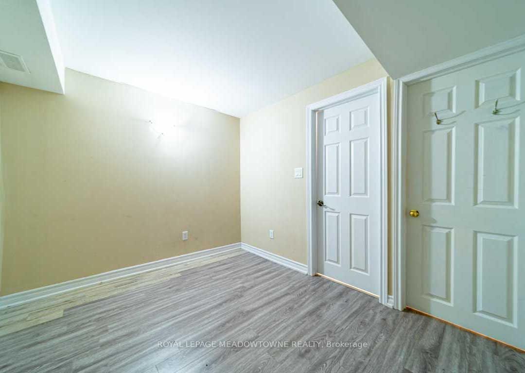 1036 Yates Drive Property Photo 7