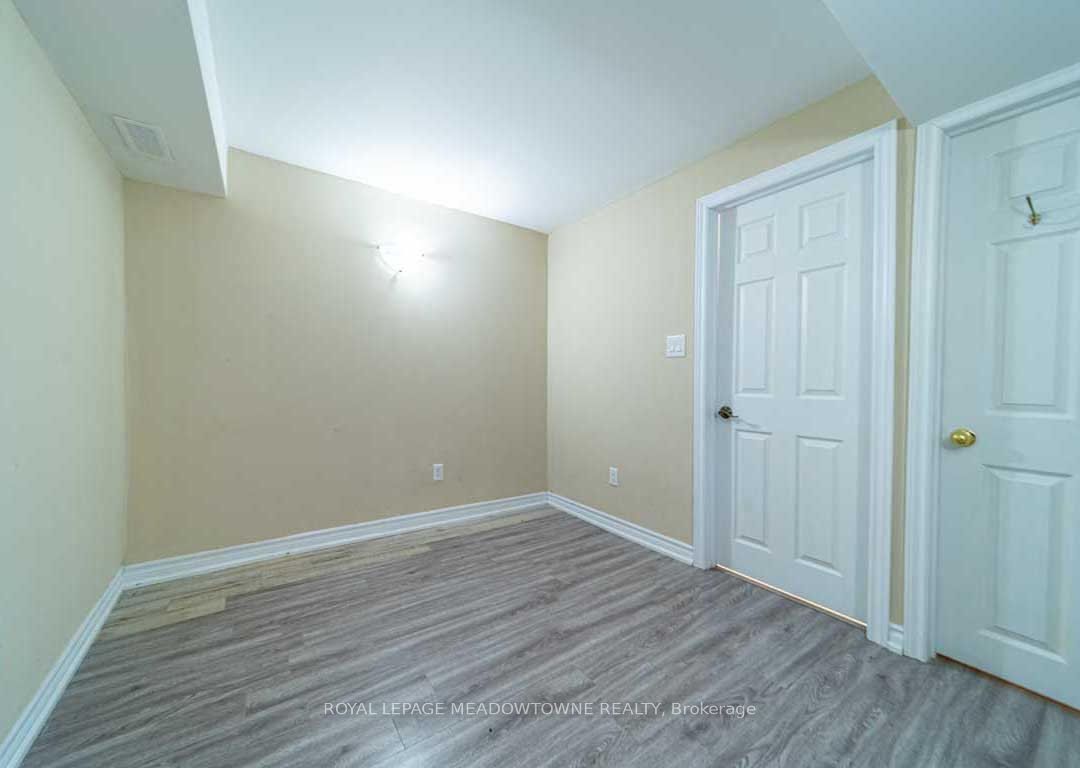 1036 Yates Drive Property Photo 8