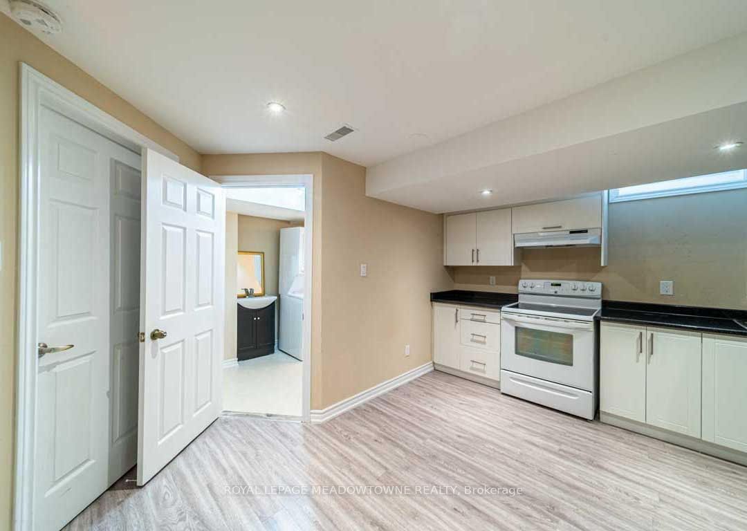 1036 Yates Drive Property Photo 13
