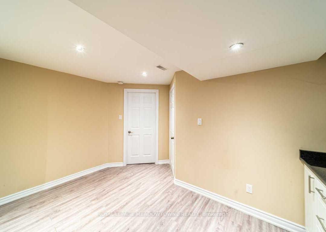 1036 Yates Drive Property Photo 17