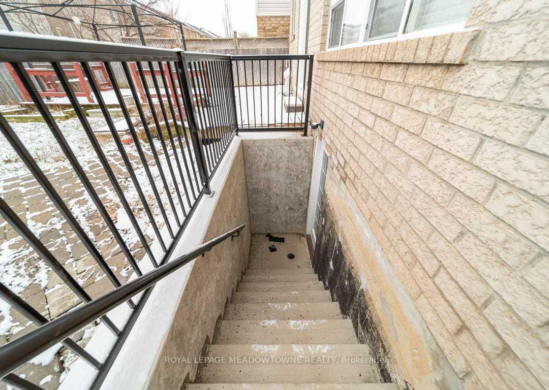 1036 Yates Drive Property Photo 21