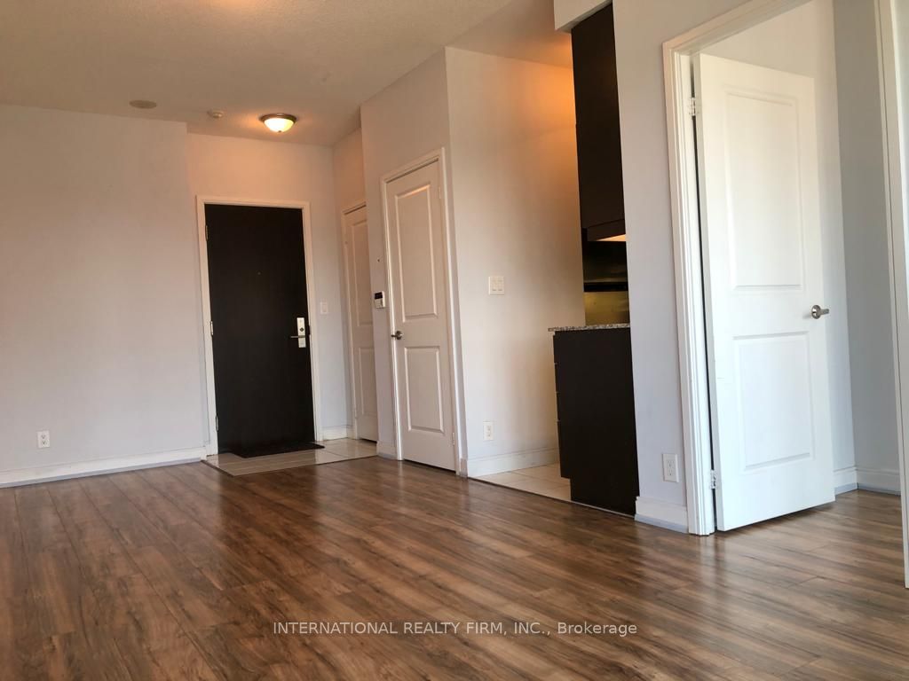 60 Absolute Avenue 805 Property Photo 3