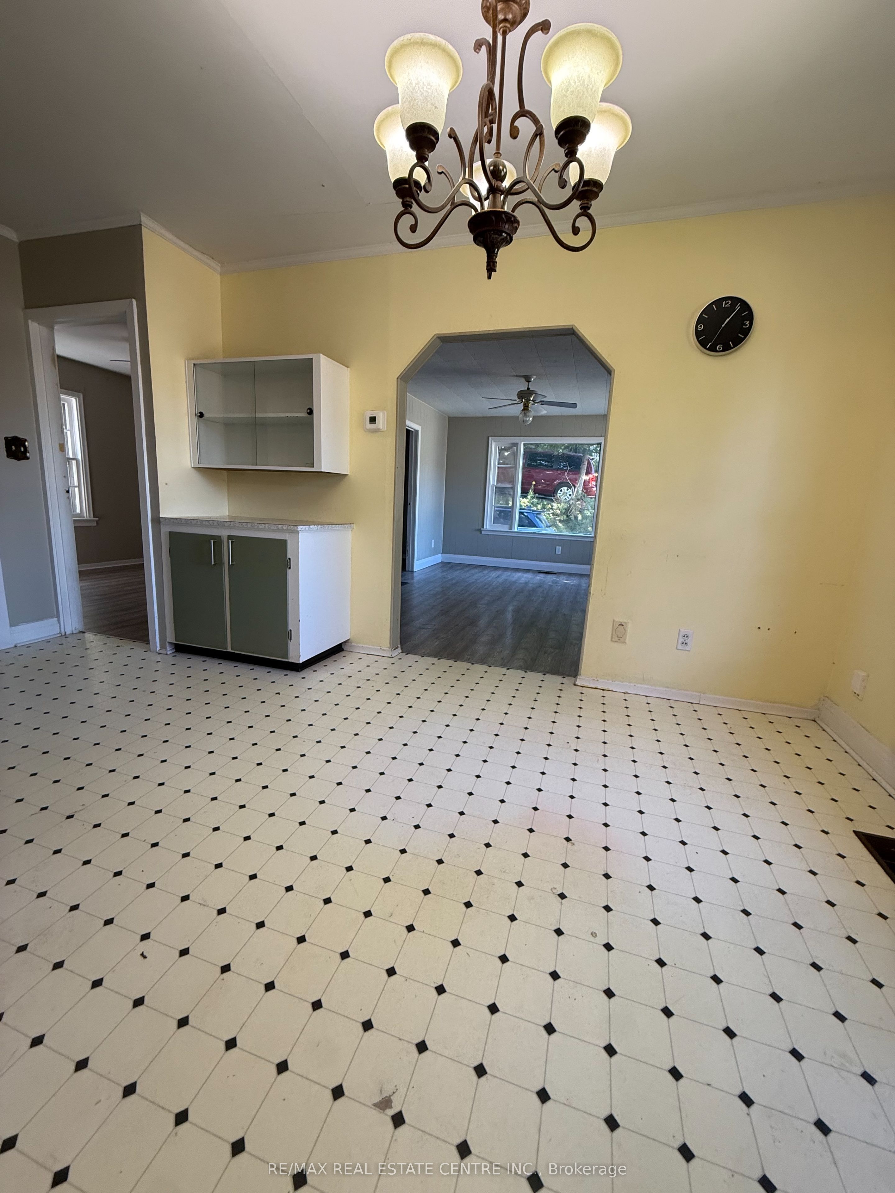 58 John Street Property Photo 6