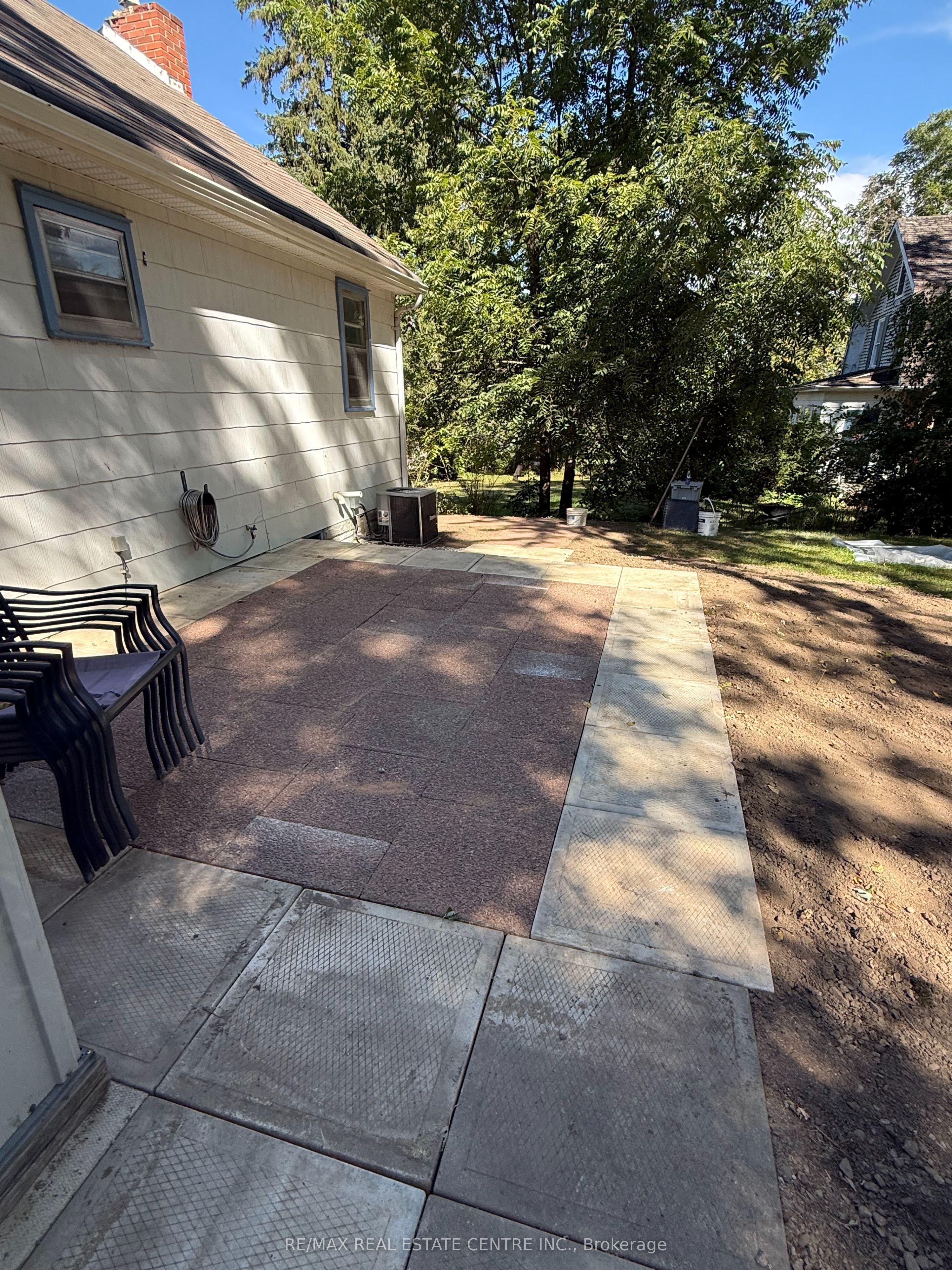 58 John Street Property Photo 14