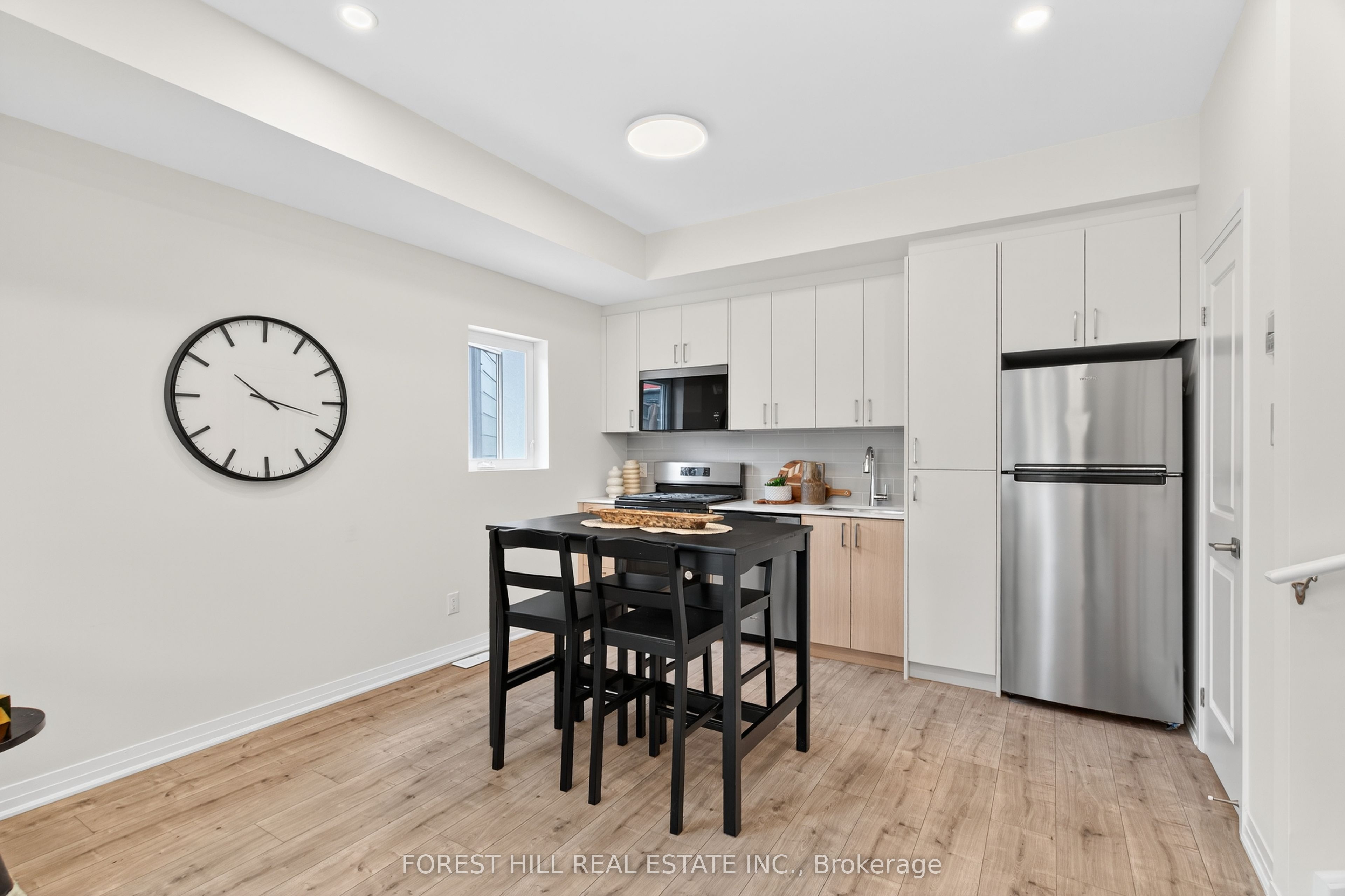 12 Smallwood Drive A Property Photo 6