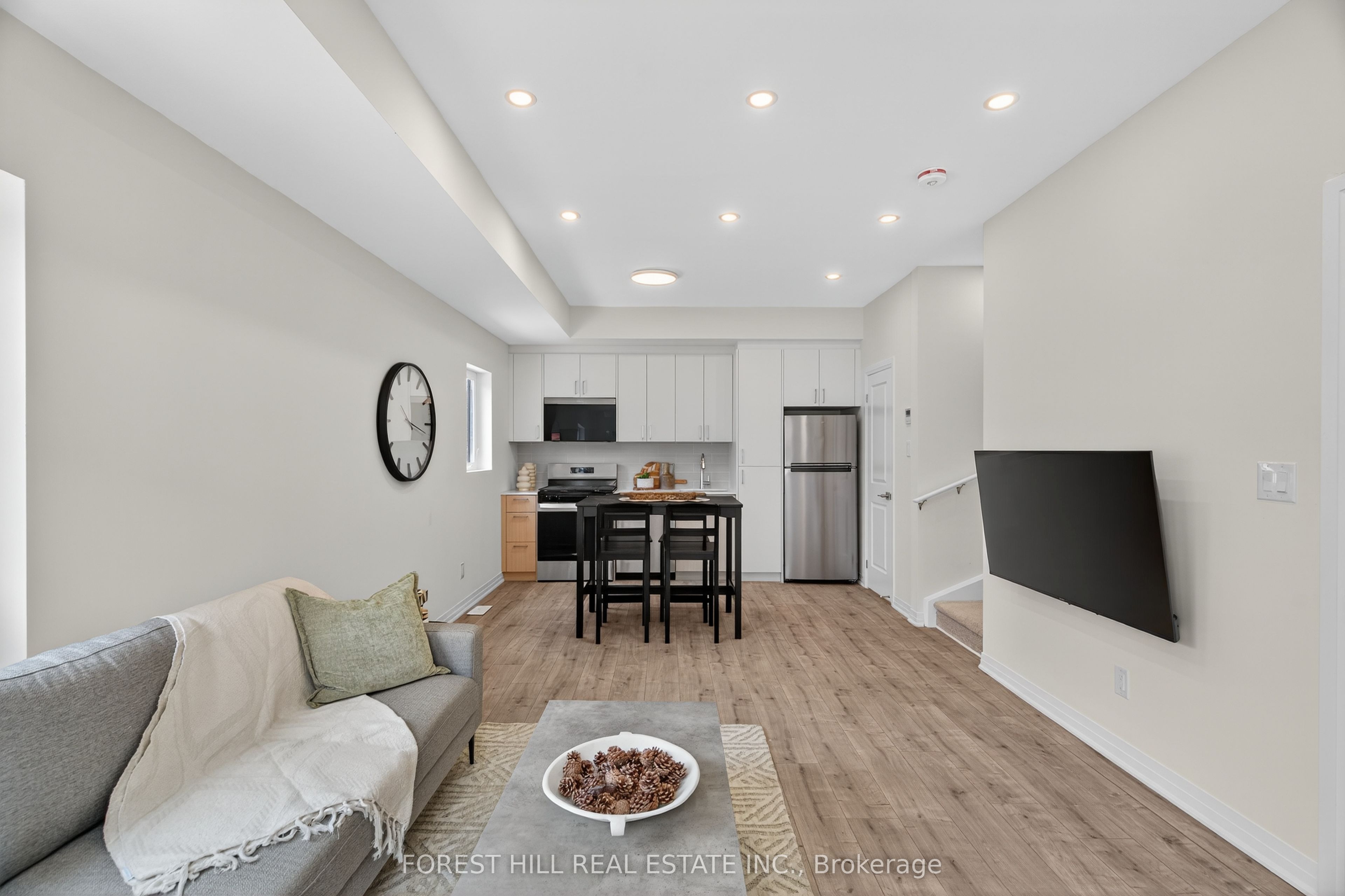 12 Smallwood Drive A Property Photo 11