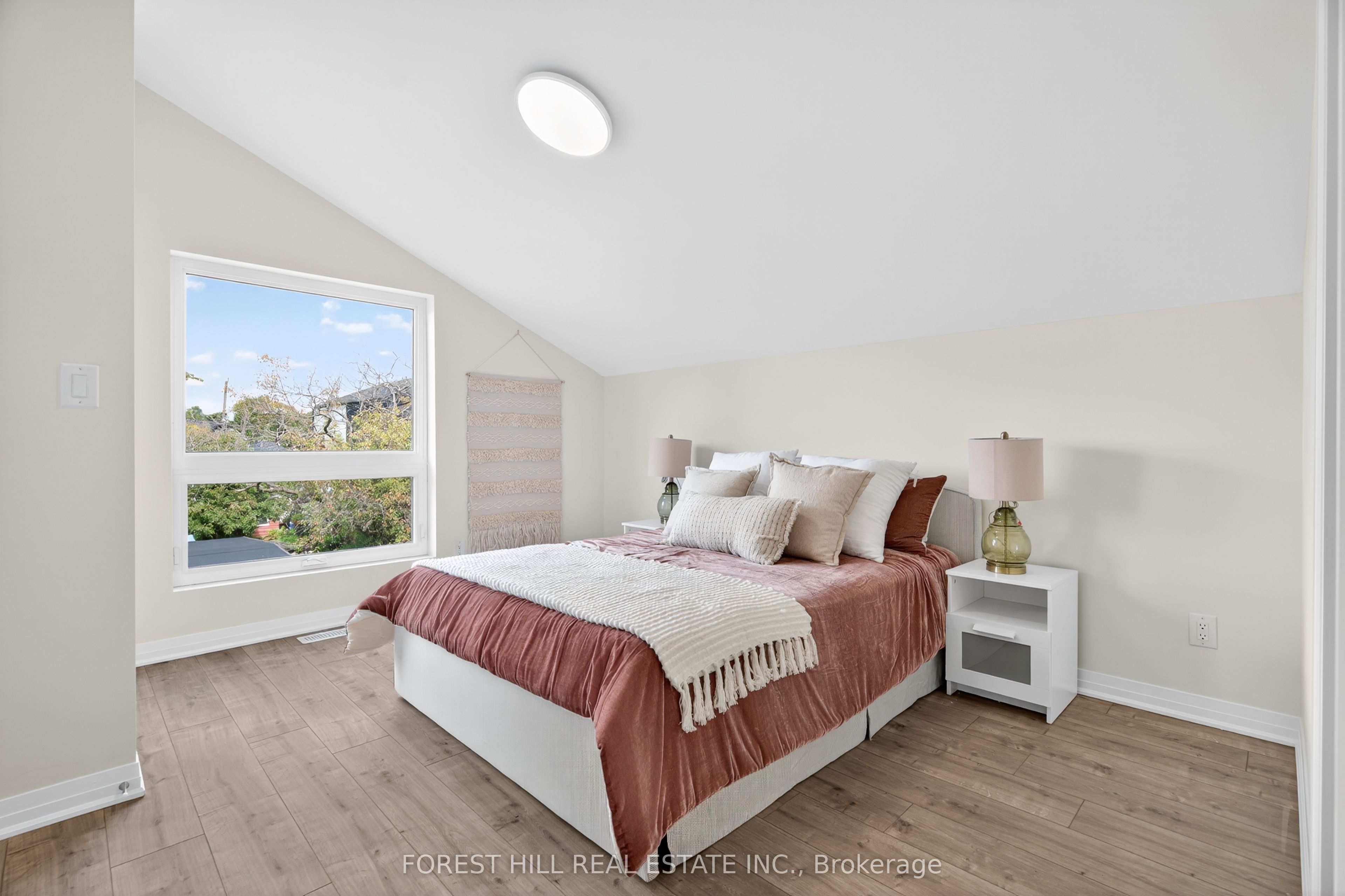 12 Smallwood Drive A Property Photo 23