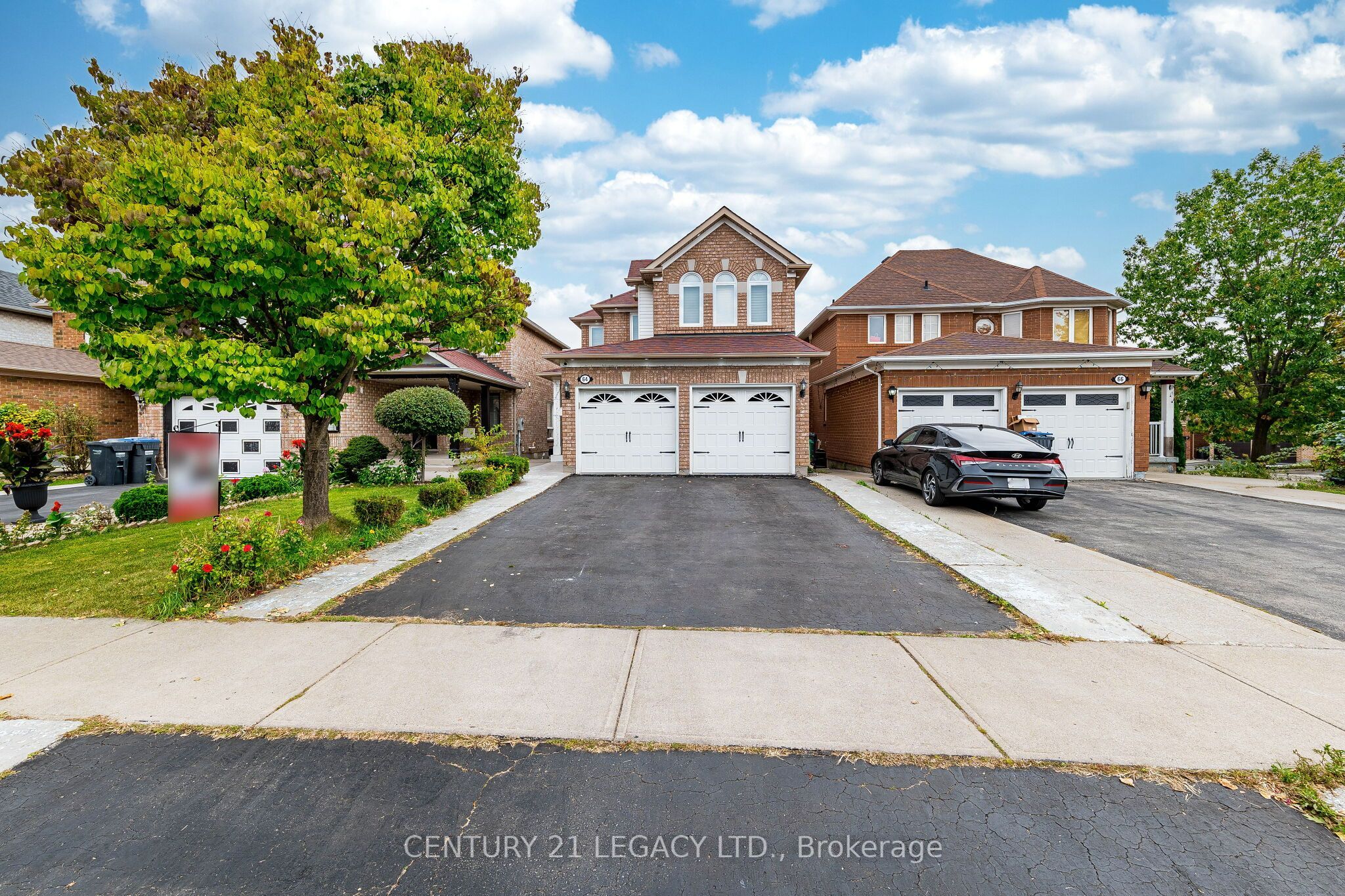 64 Narrow Valley Crescent Property Photo 2