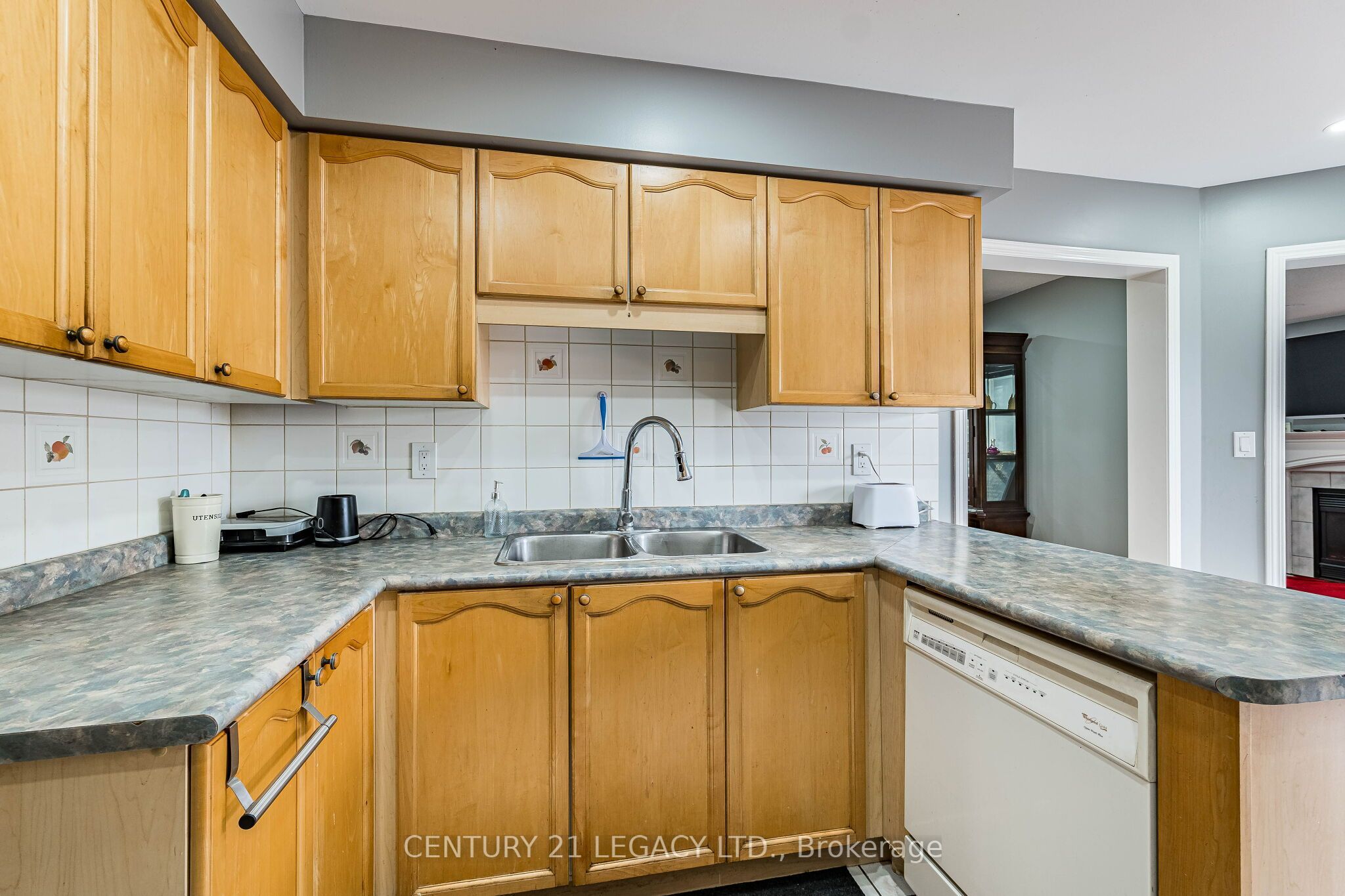 64 Narrow Valley Crescent Property Photo 13