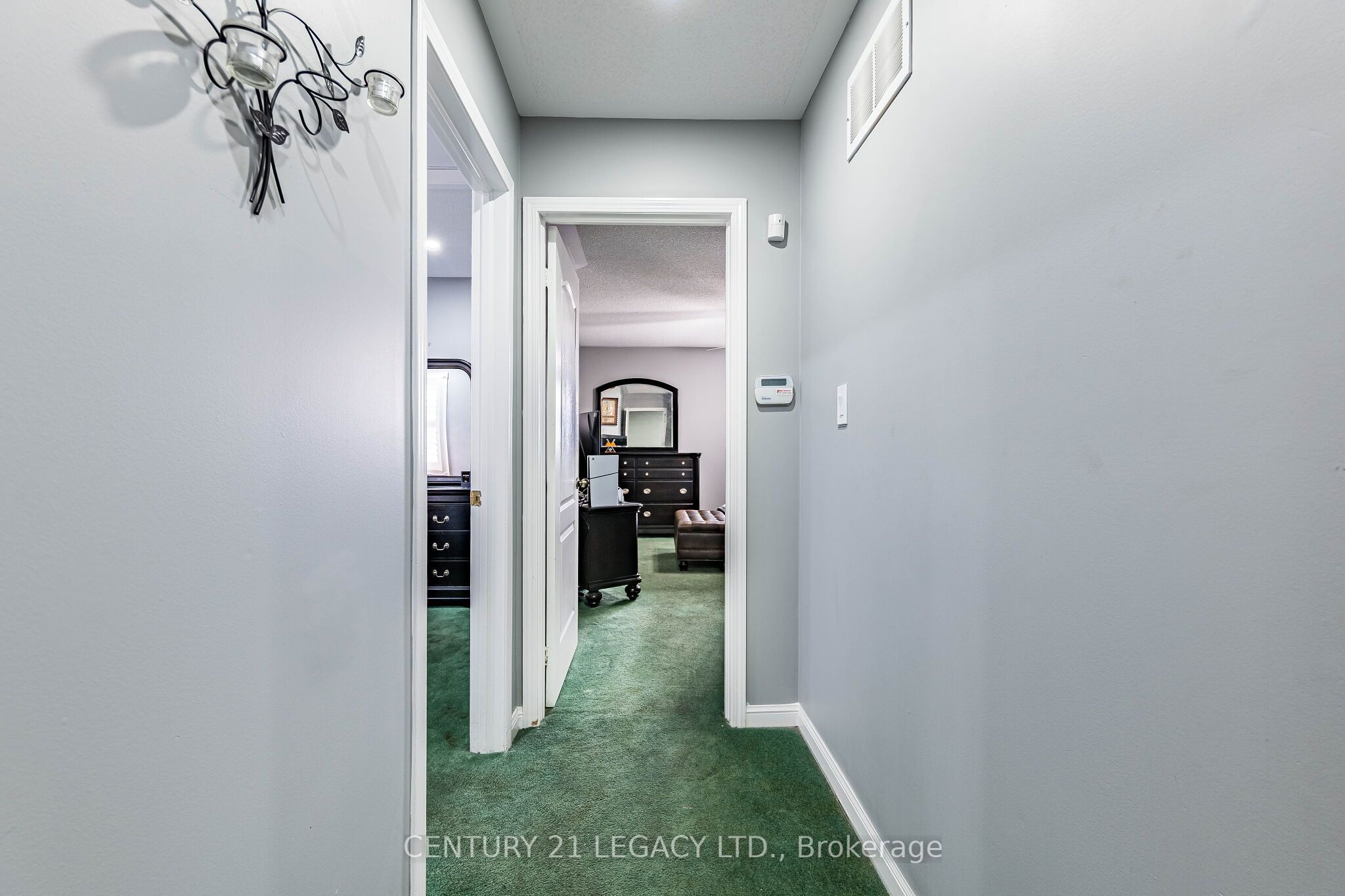 64 Narrow Valley Crescent Property Photo 31